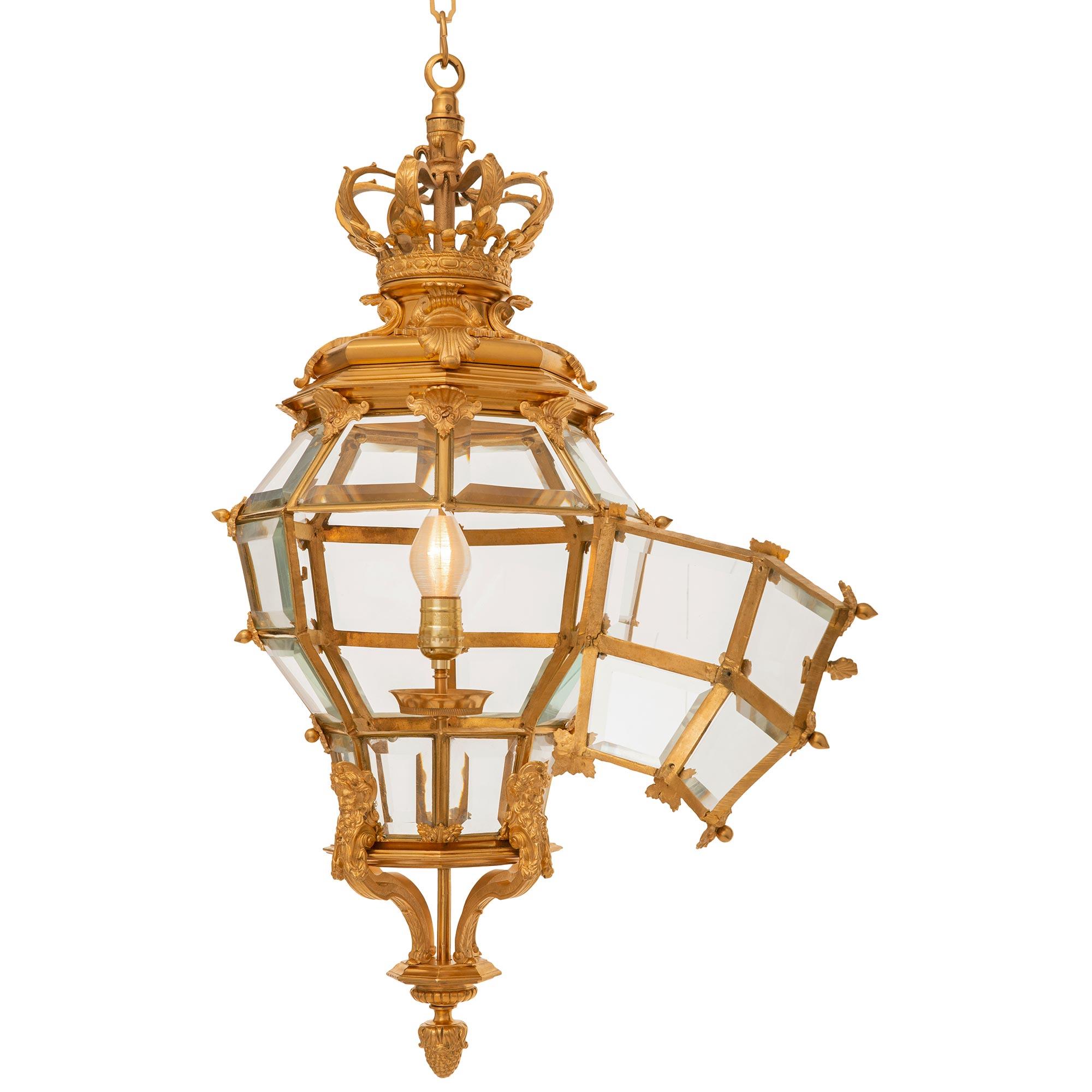 French 19th Century Louis XVI St. Ormolu And Crystal Lantern In Good Condition For Sale In West Palm Beach, FL