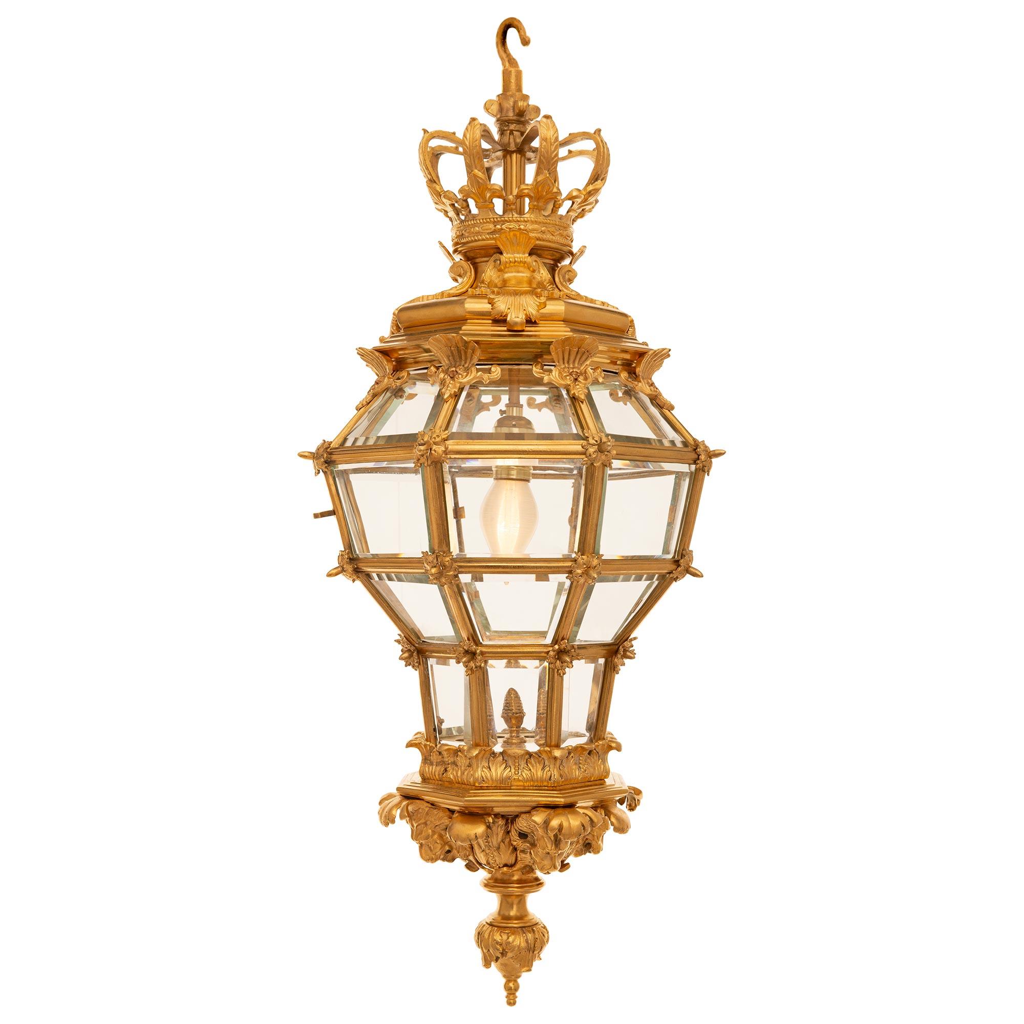 French 19th Century Louis XVI St. Ormolu And Crystal Lantern For Sale 6