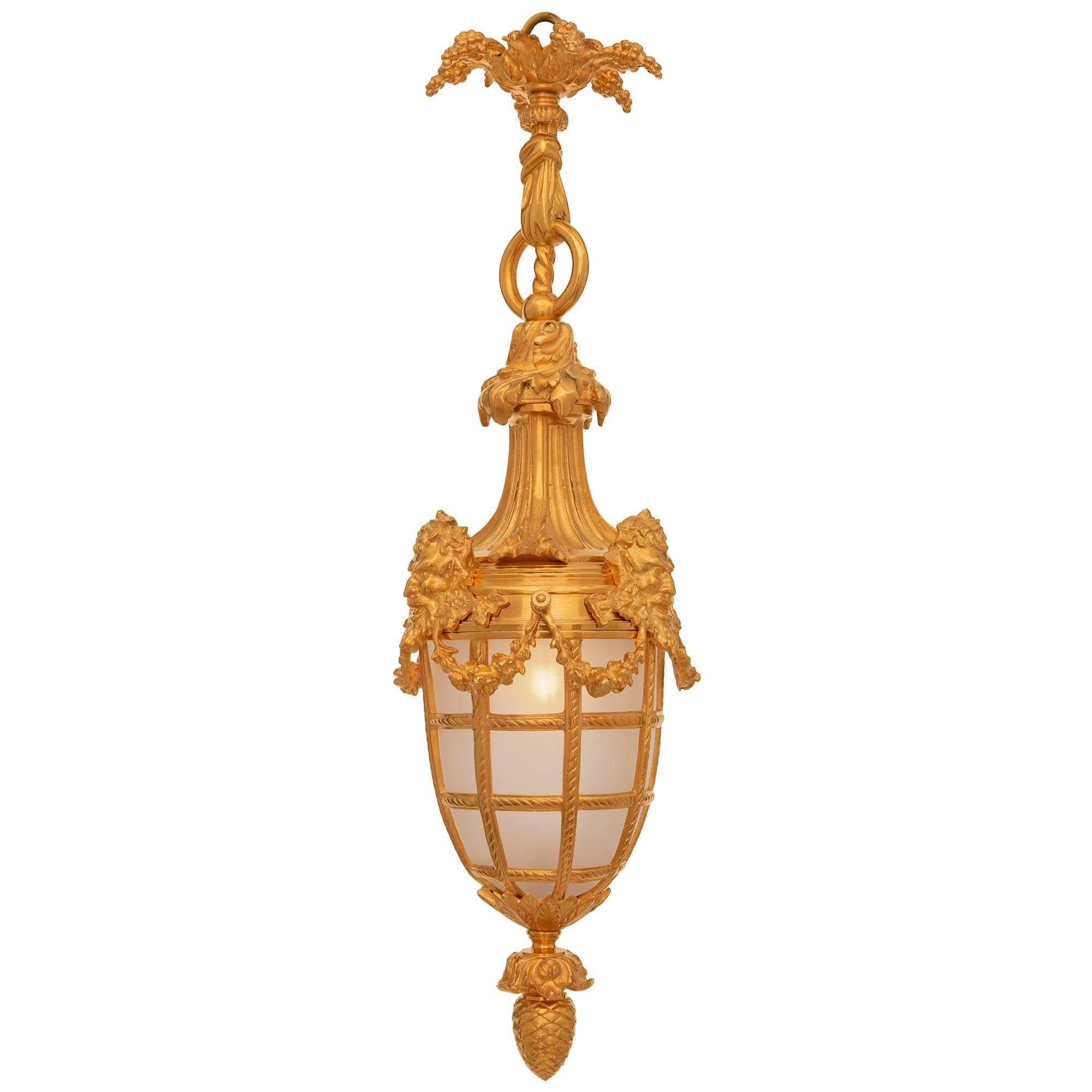 French 19th Century Louis XVI St. Ormolu and Frosted Glass Lantern In Good Condition For Sale In West Palm Beach, FL