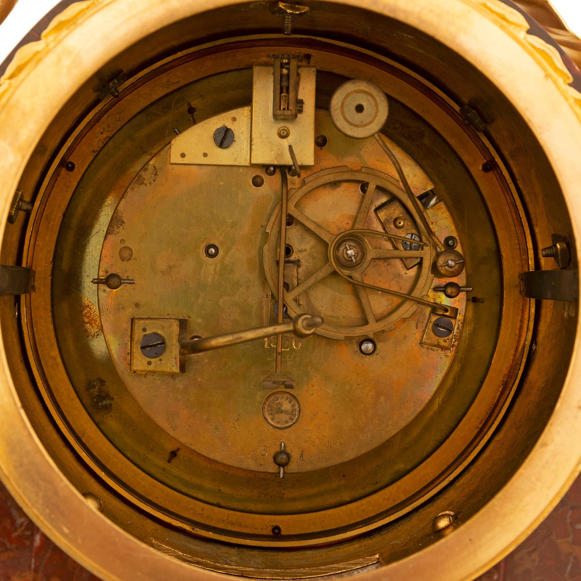 Französisch 19. Jahrhundert Louis XVI St. Ormolu und Marmor Uhr Signiert Raingo Frères im Angebot 4
