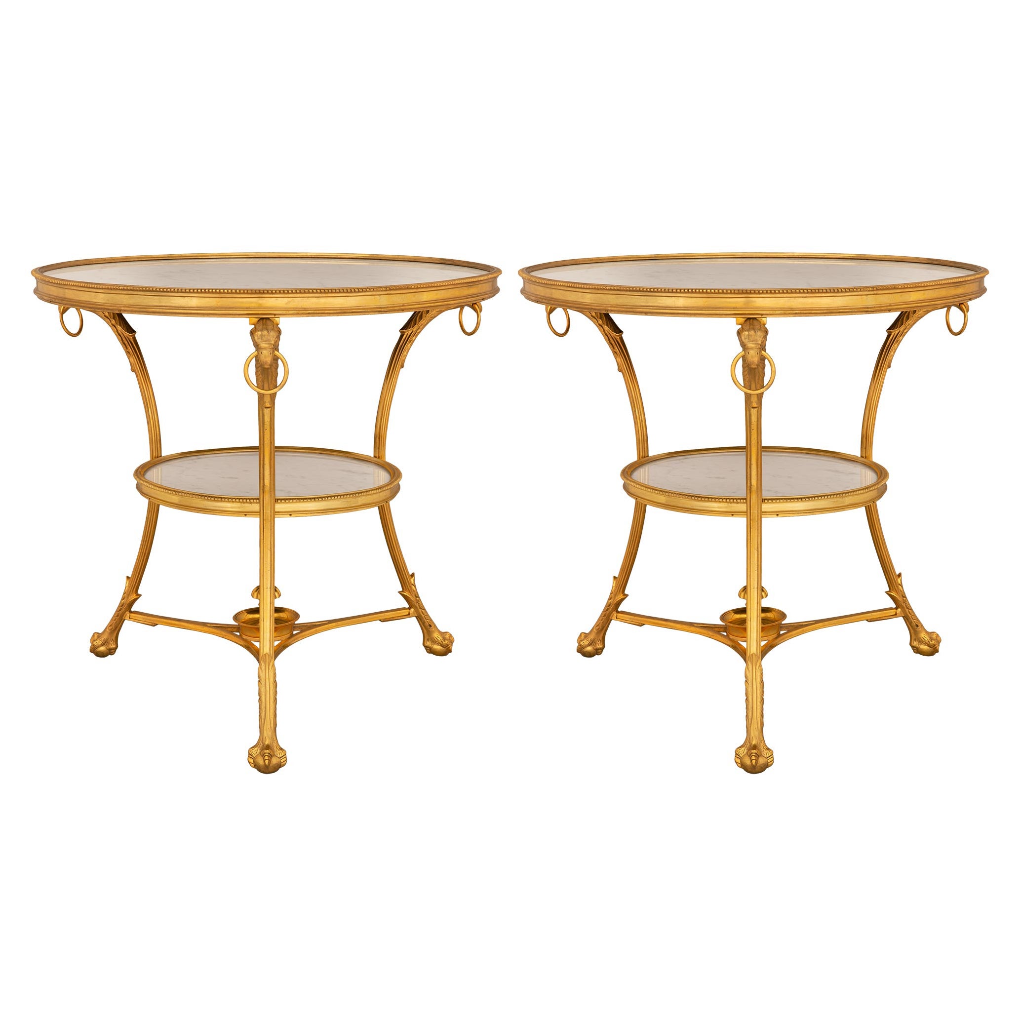 Tables d'appoint Louis XVI du XIXe siècle en bronze doré et marbre Gueridon
