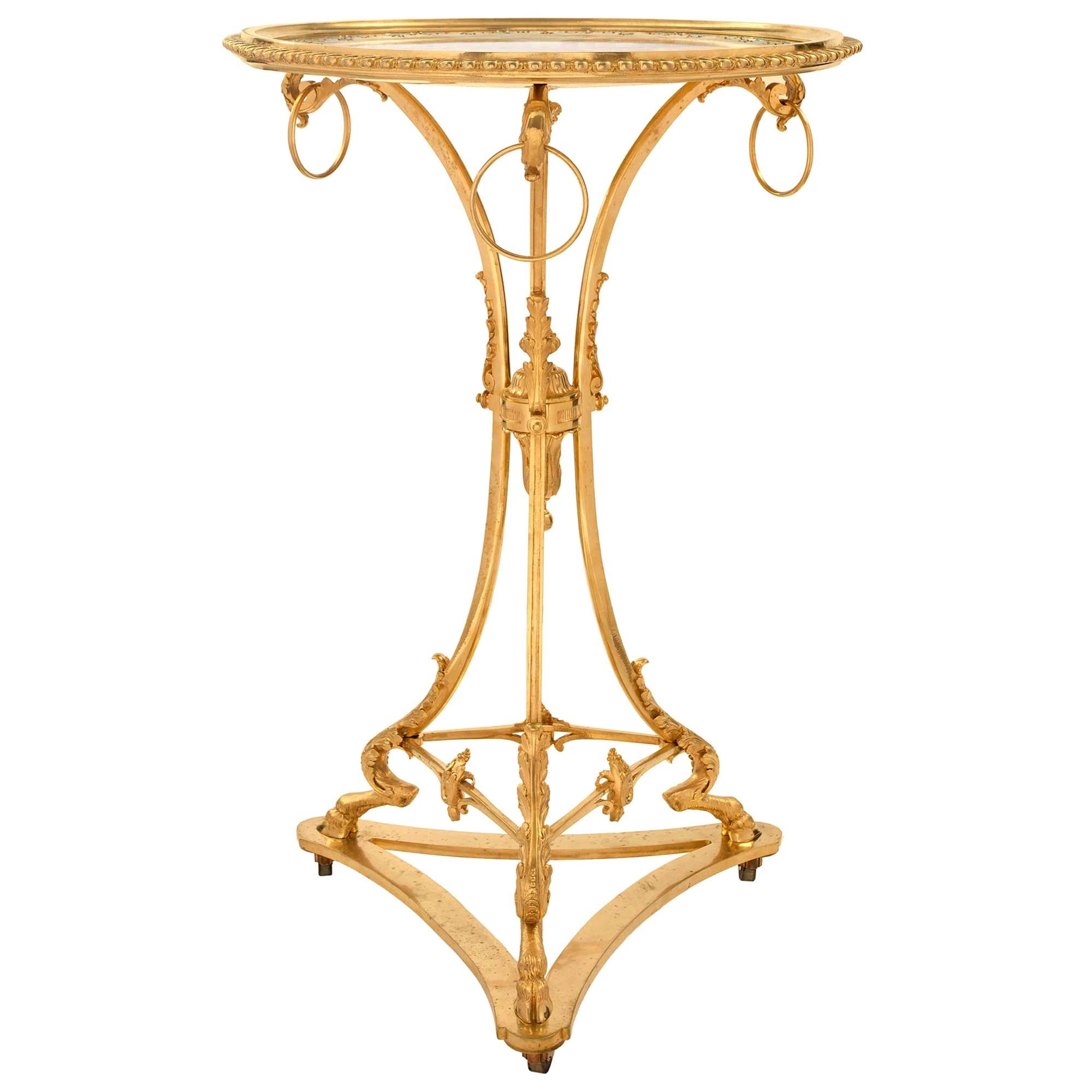 Table d'appoint française du 19ème siècle, style Louis XVI, en bronze doré et porcelaine Guridon