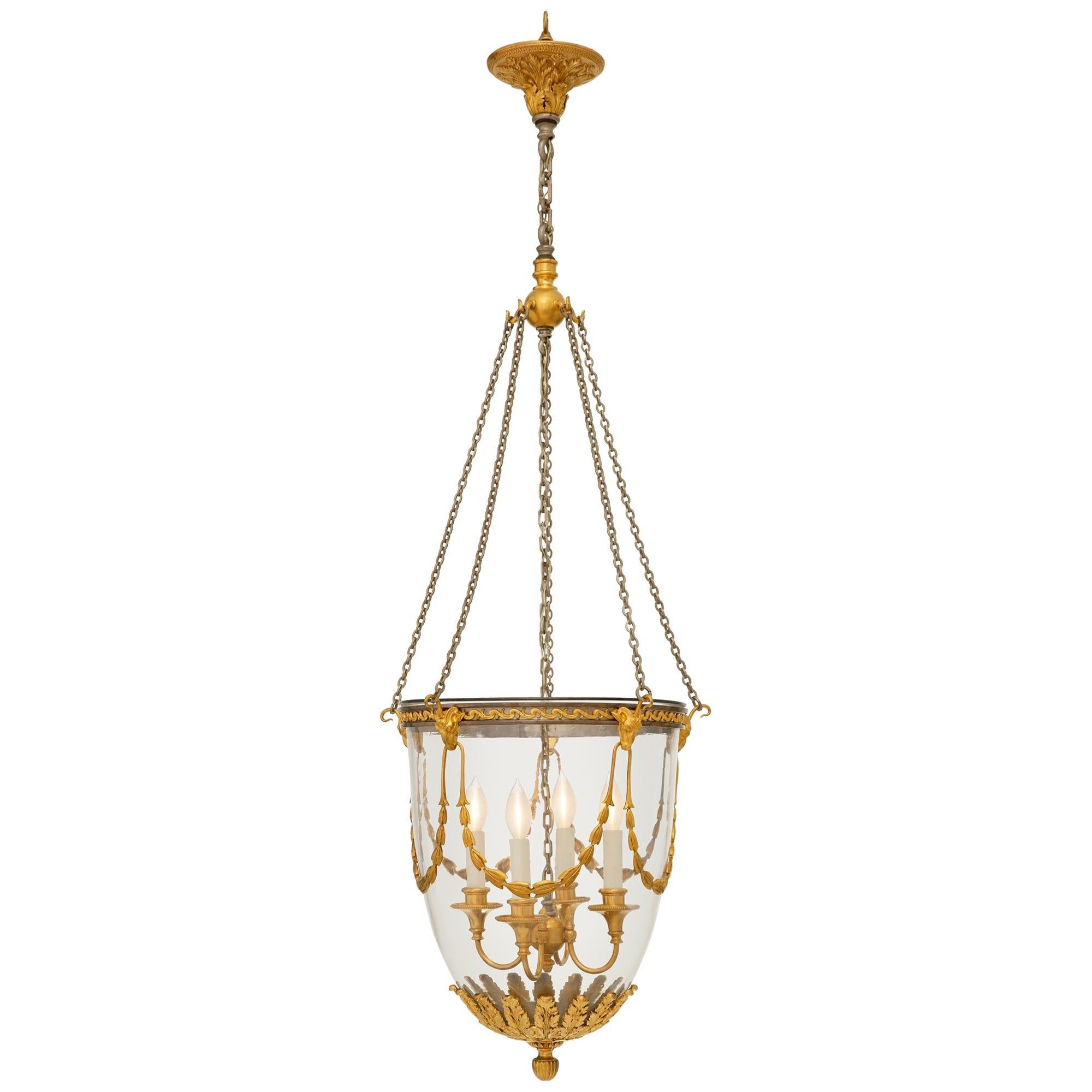 Linterna francesa del siglo XIX, estilo Luis XVI, de ormolu y acero Francés en venta