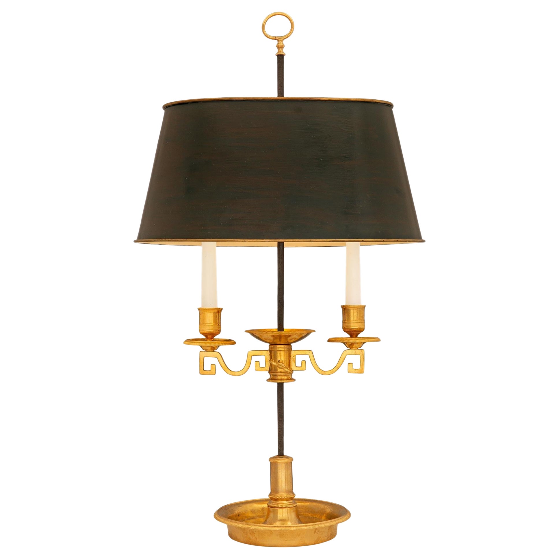 Lampe bouillotte française du 19ème siècle de style Louis XVI en bronze doré et tôle