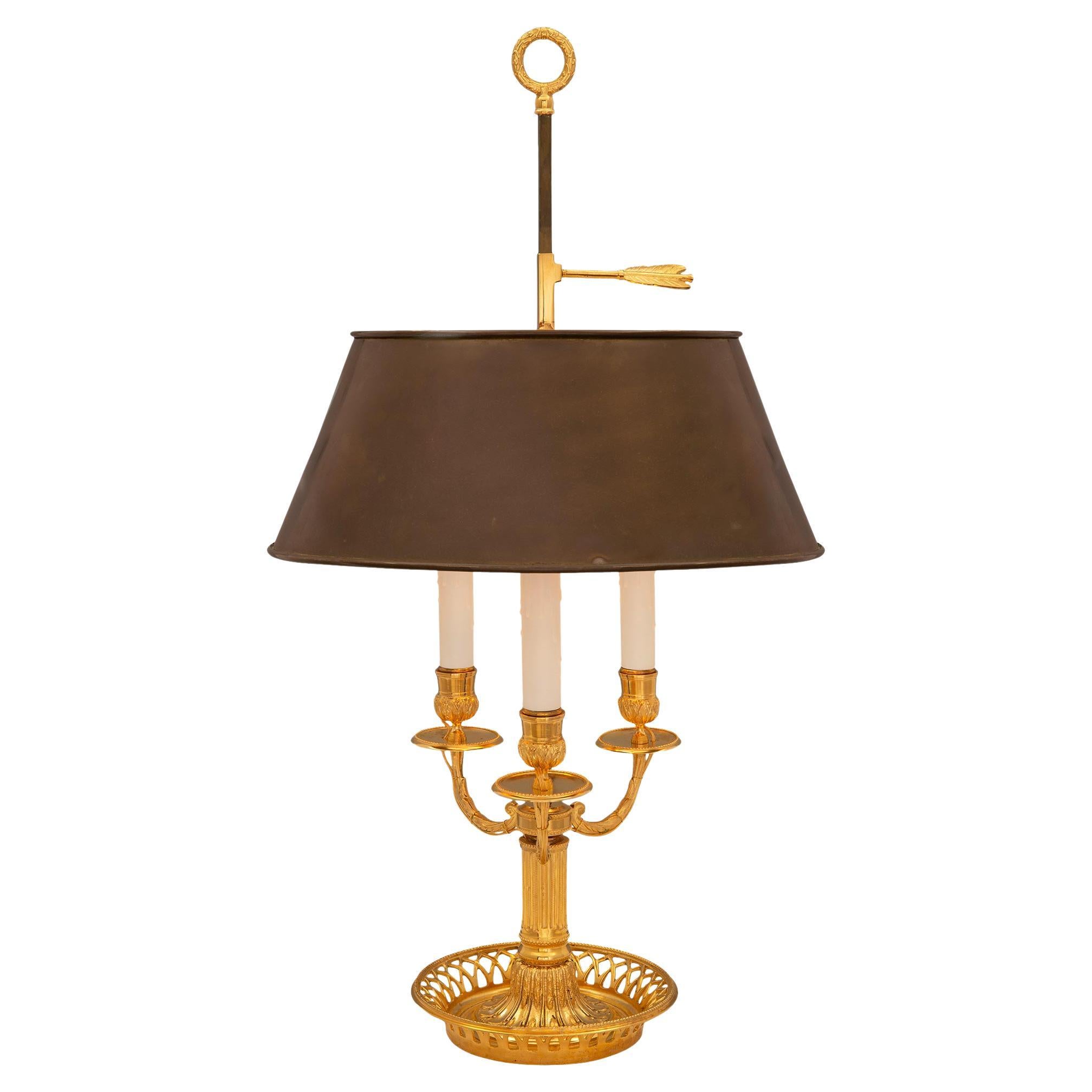 Französische Bouillotte-Lampe aus Goldbronze im Louis-XVI-Stil des 19. Jahrhunderts