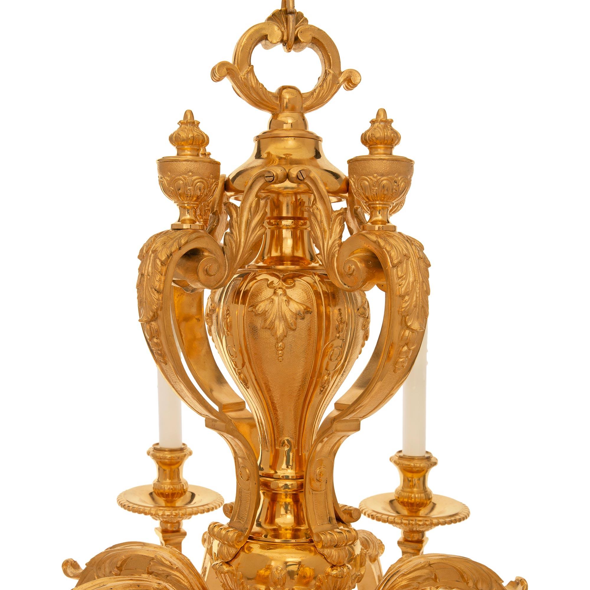 Lampadario francese del XIX secolo in stile Luigi XVI in Ormolu In condizioni buone in vendita a West Palm Beach, FL