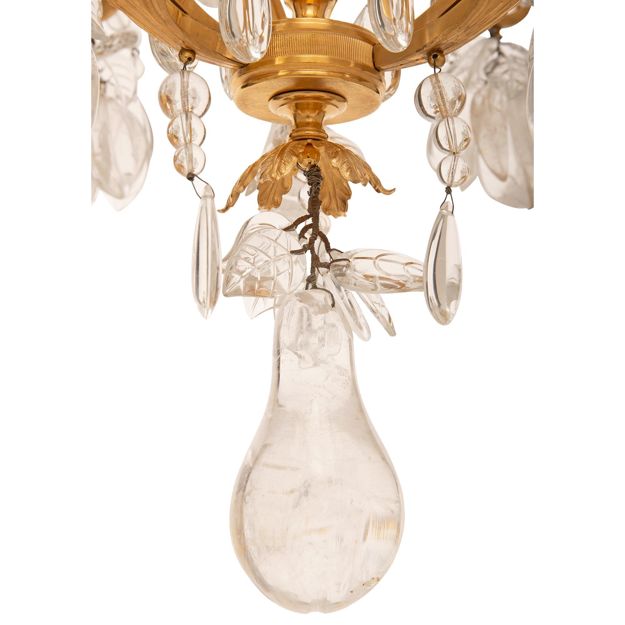 Lustre Louis XVI du XIXe siècle en bronze doré, cristal et cristal de roche en vente 3