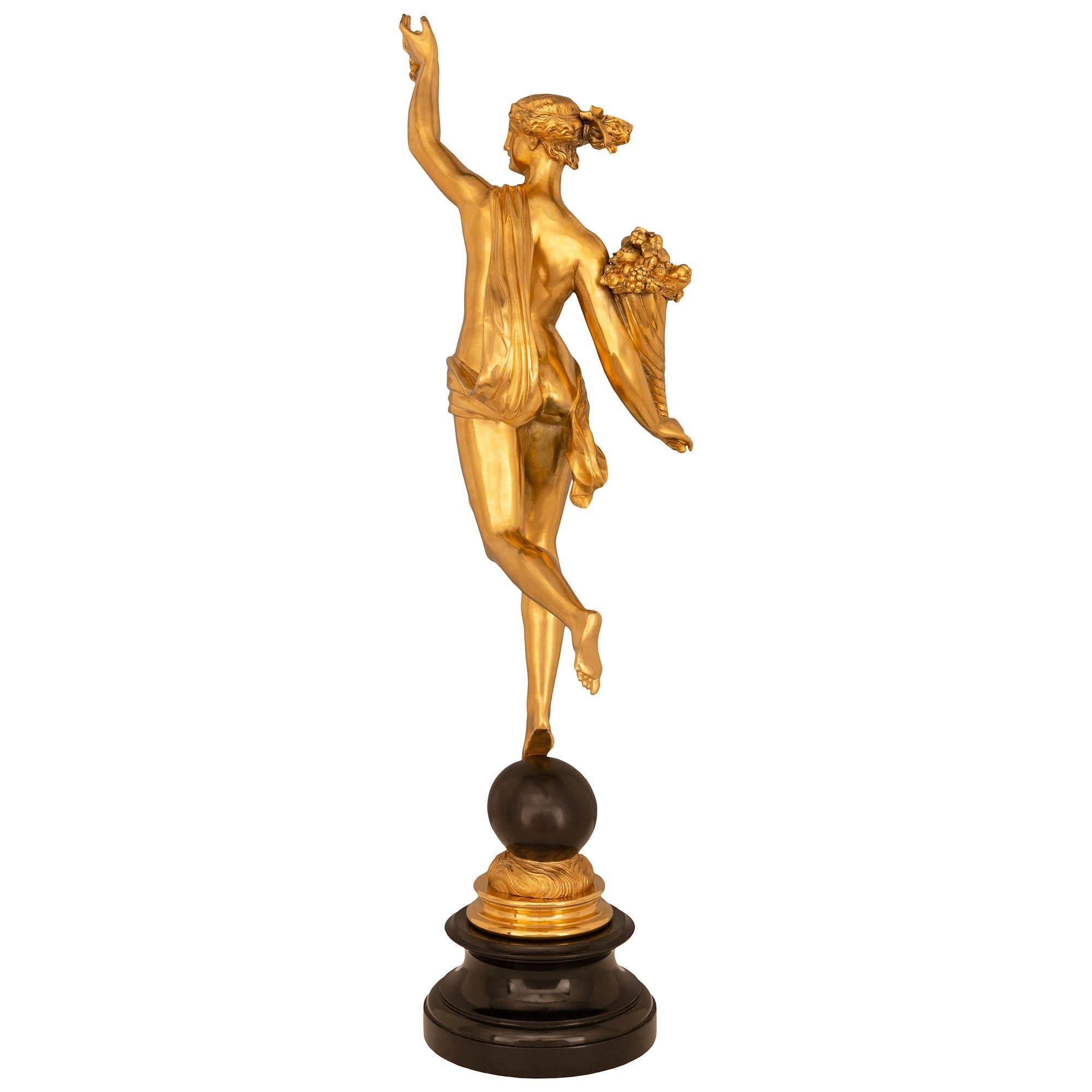 Französische Louis-XVI-Statue aus Goldbronze, patinierter Bronze und Marmor aus dem 19. Jahrhundert im Angebot 6