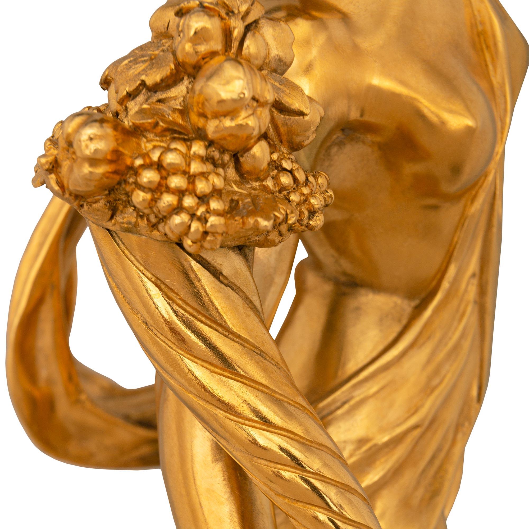 Französische Louis-XVI-Statue aus Goldbronze, patinierter Bronze und Marmor aus dem 19. Jahrhundert im Angebot 2