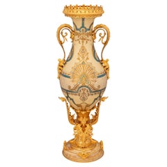 Französische Louis-XVI-Vase aus Goldbronze, Porzellan und Onyx aus dem 19. Jahrhundert
