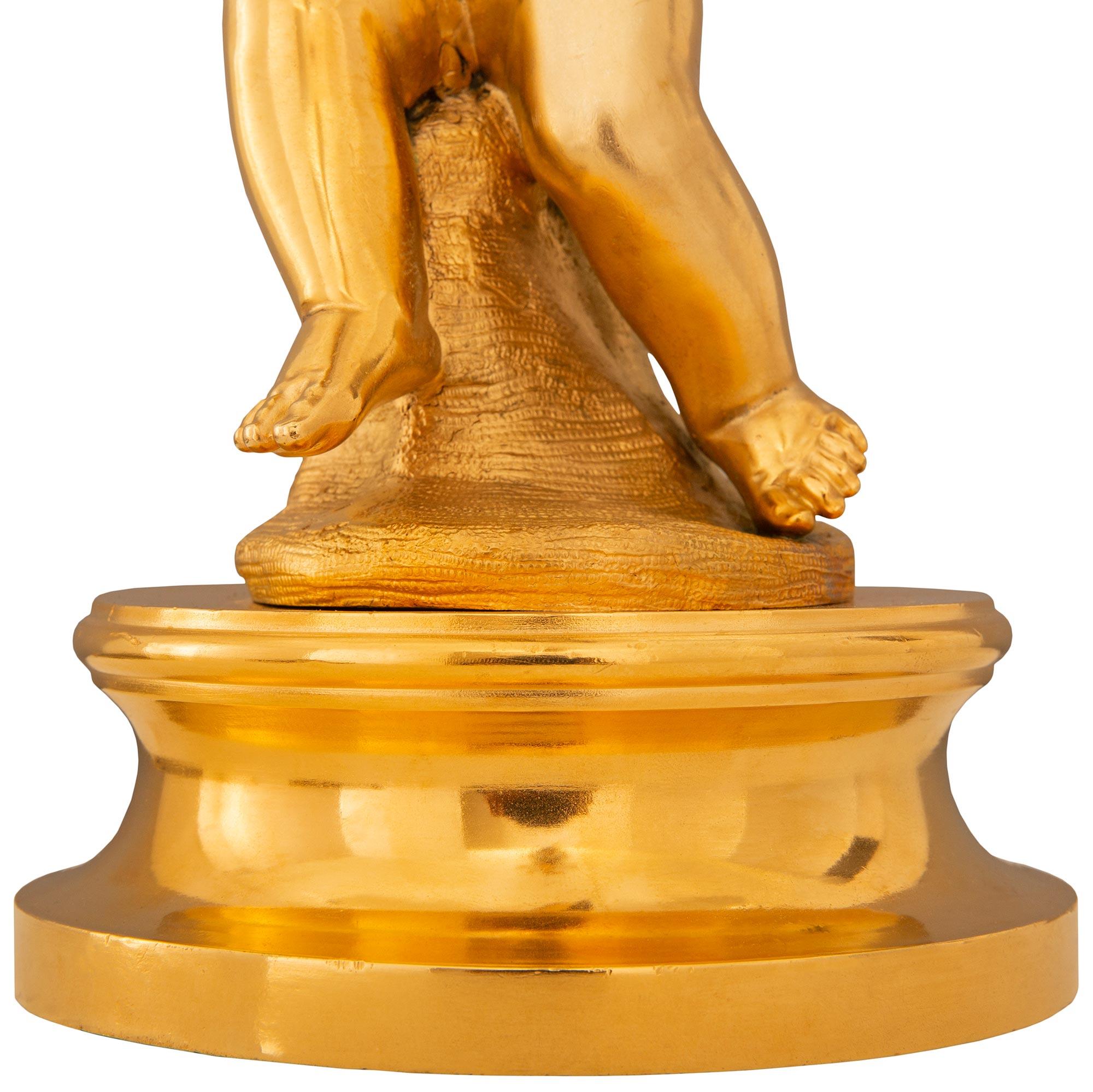 Miroir de courtoisie en bronze doré de style Louis XVI du XIXe siècle en vente 5