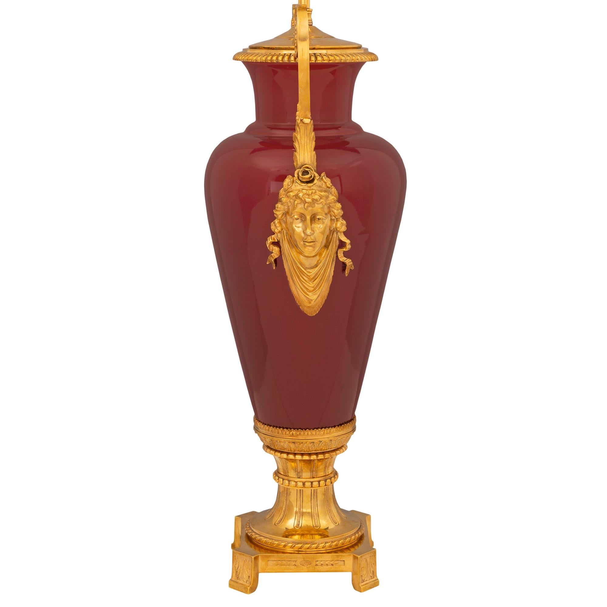 French 19th Century Louis XVI St. Oxblood Red Porcelain and Ormolu Lamp For Sale 1