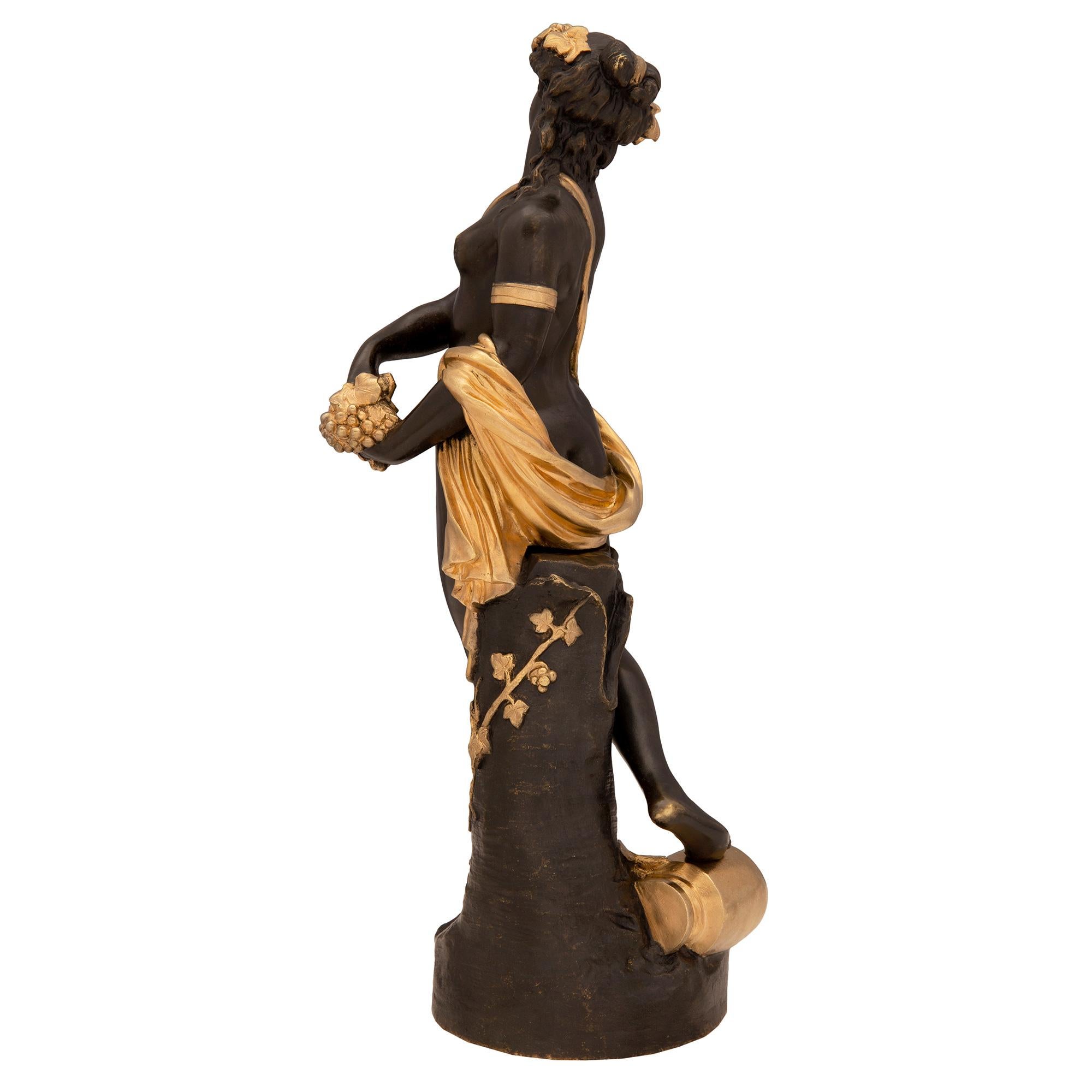 Patinato Statua francese del XIX secolo in bronzo patinato e ormolu di San Luigi XVI in vendita