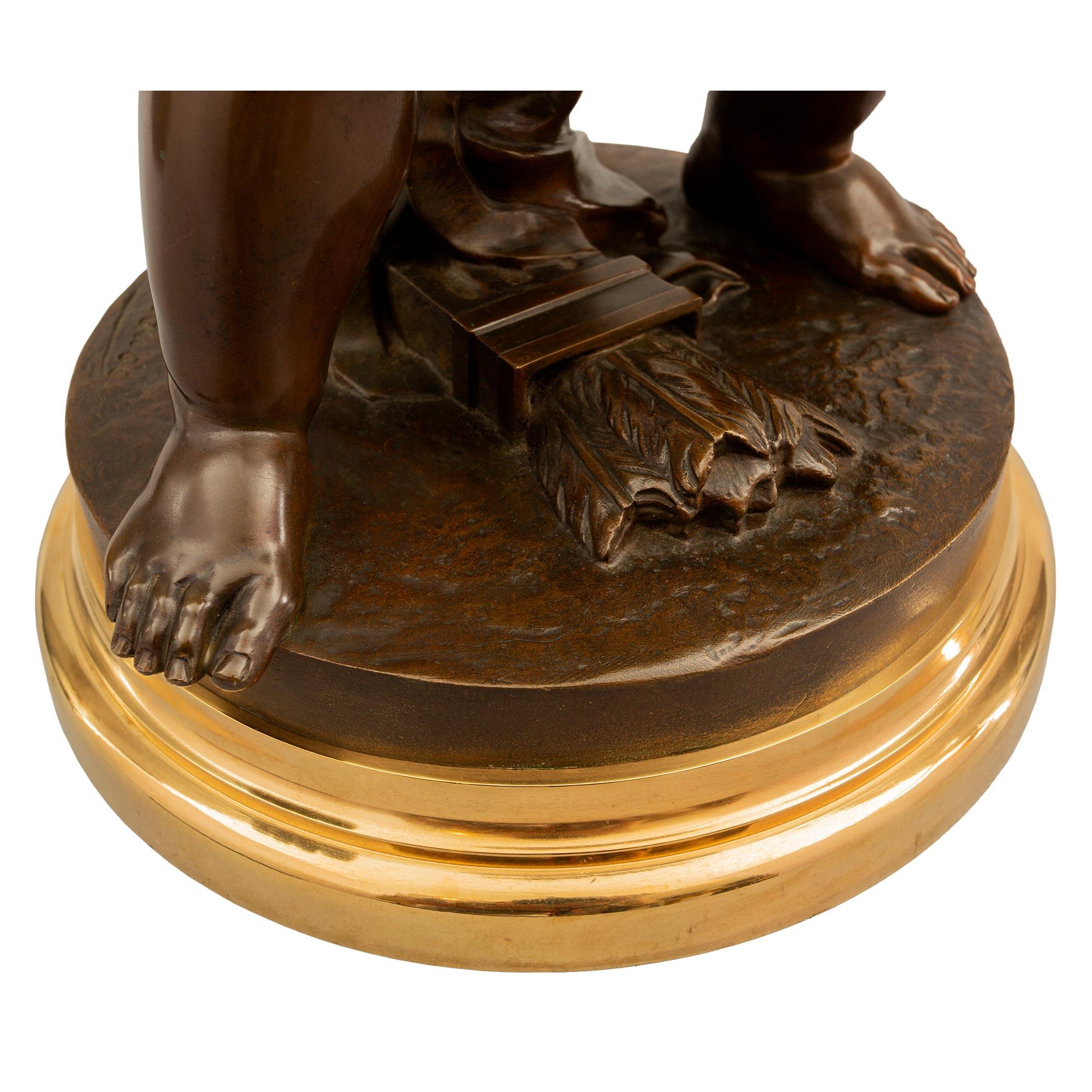 Patinierte Bronze- und Goldbronze-Statue, Louis-XVI.-Stil, 19. Jahrhundert im Angebot 3