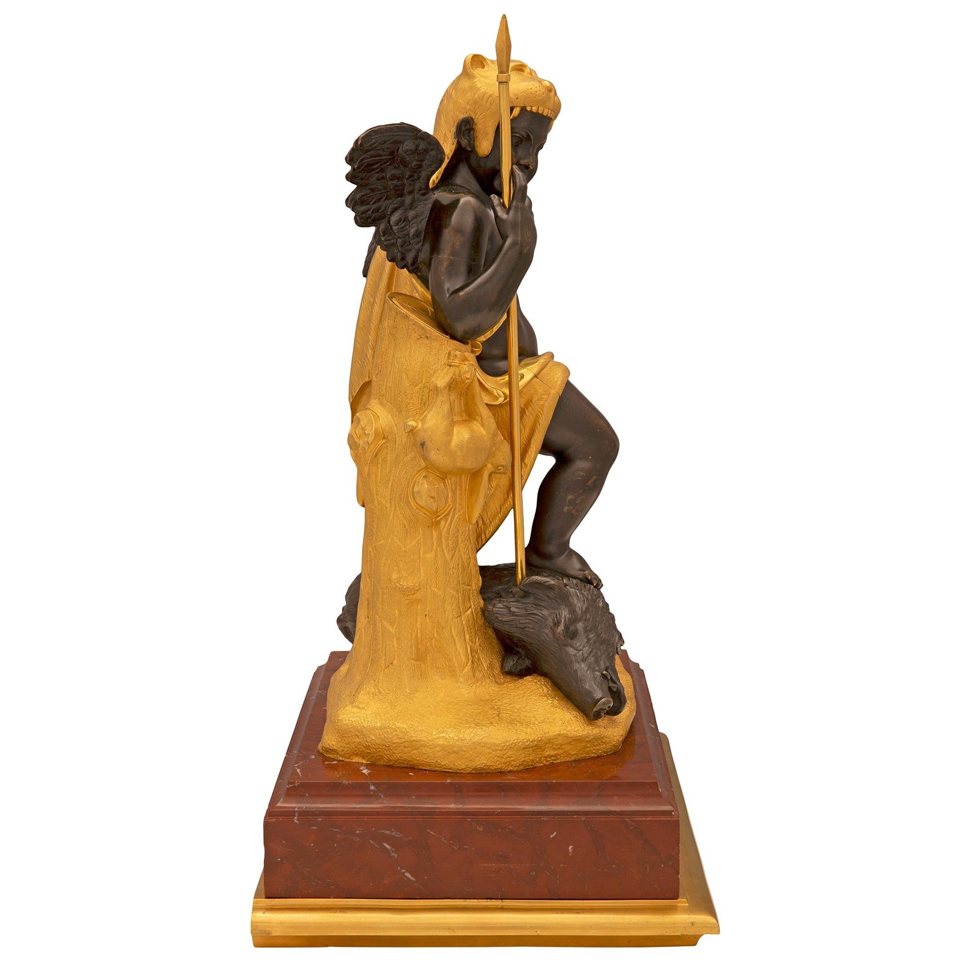 Französische Louis XVI.-Statue aus patinierter Bronze, Marmor und Goldbronze des 19. Jahrhunderts (Patiniert) im Angebot