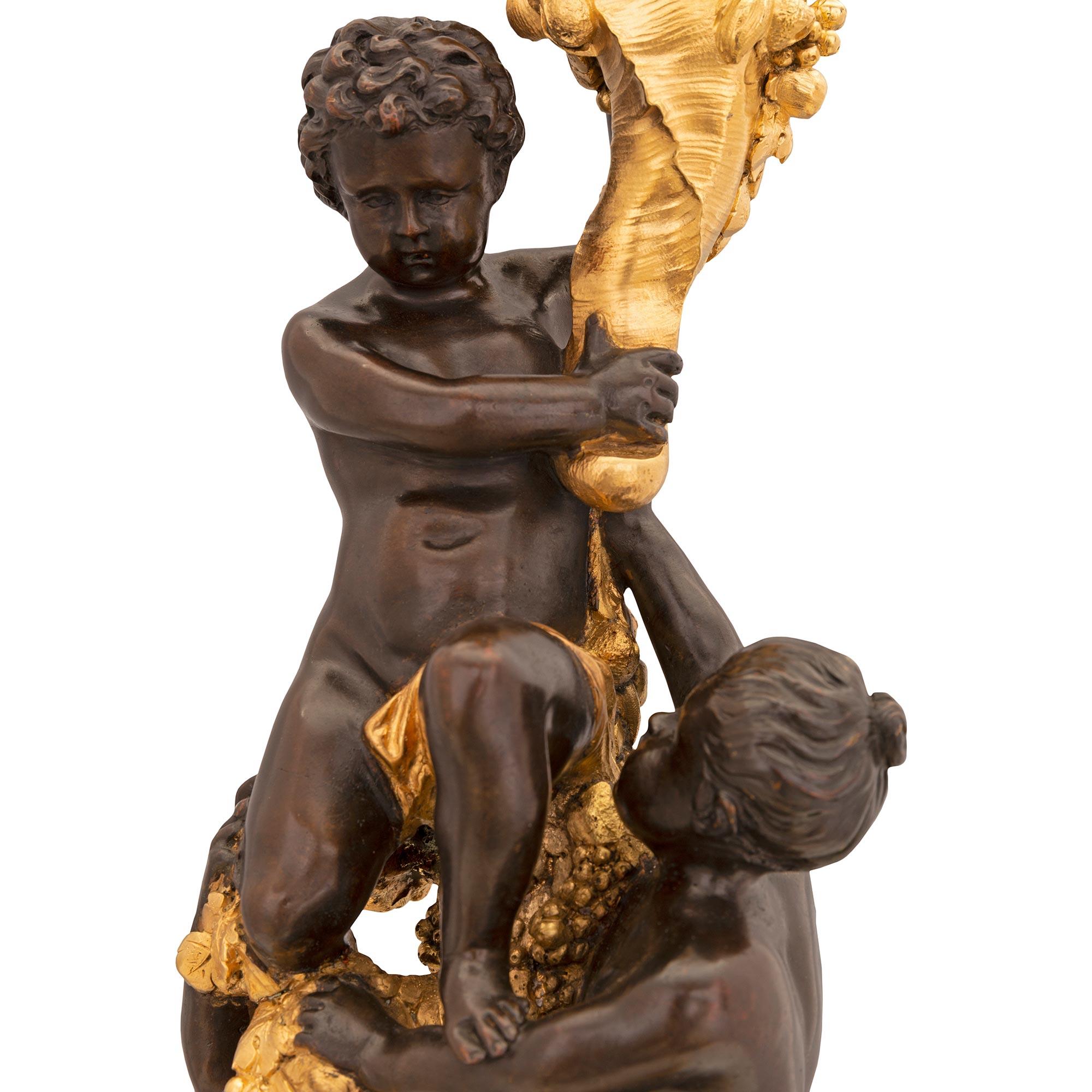 Lampe aus patinierter Bronze, Goldbronze und Marmor im Louis-XVI-Stil des 19. Jahrhunderts im Zustand „Gut“ im Angebot in West Palm Beach, FL