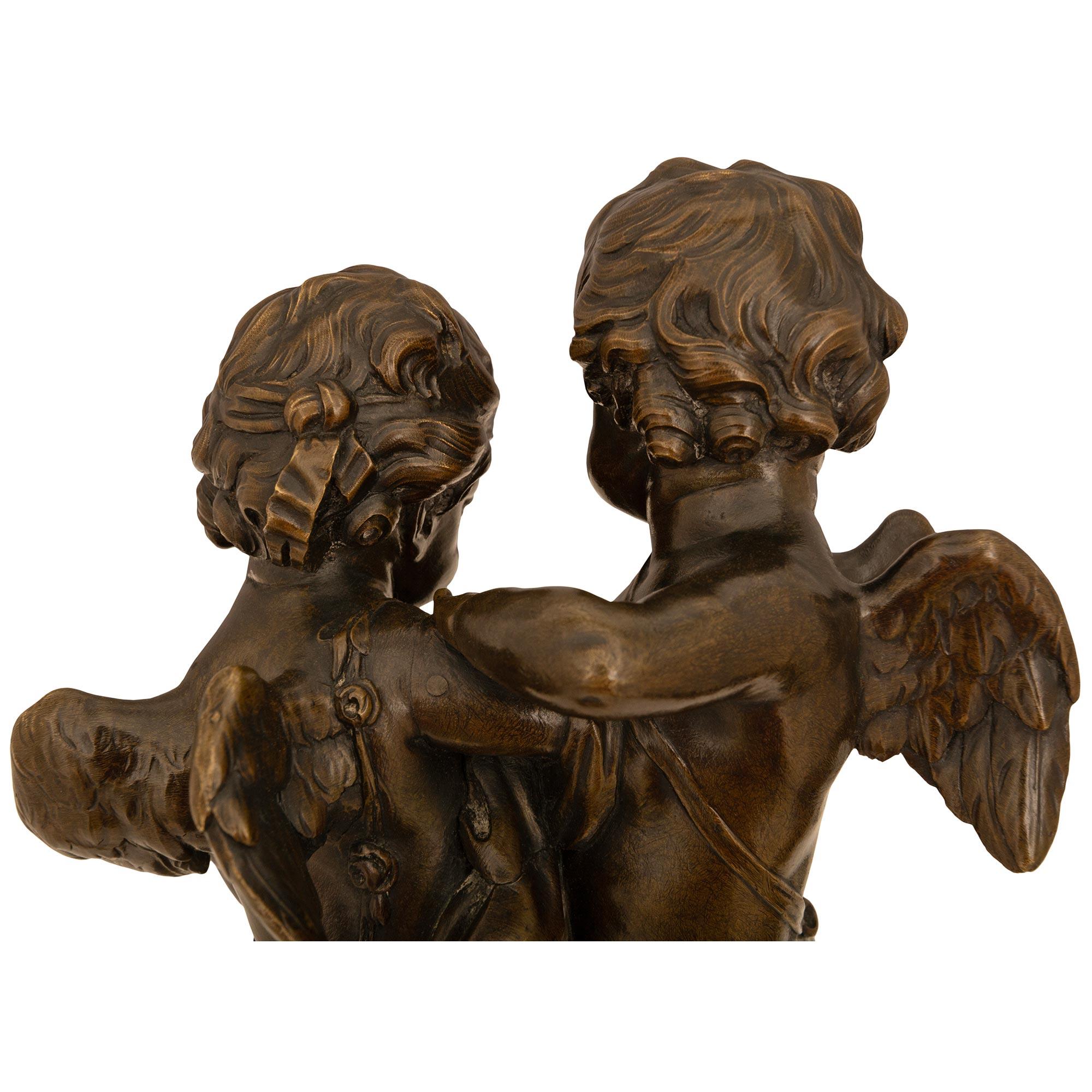 Bronze Saint Louis XVI français du 19ème siècle en bronze patiné, bronze doré et marbre en vente