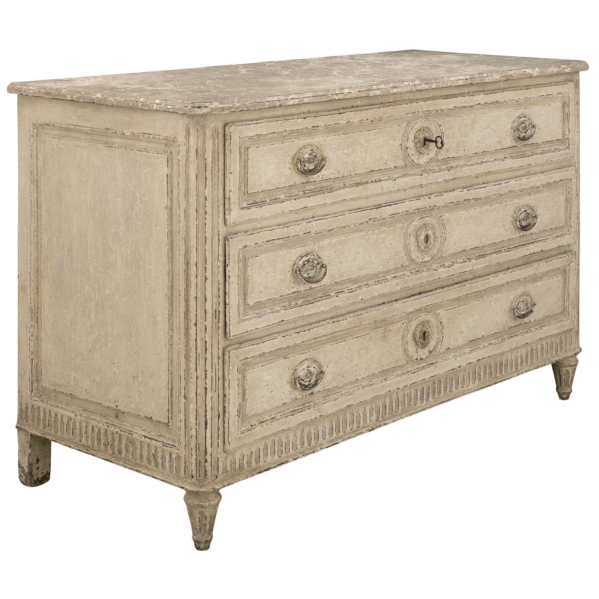 French 19th Century Louis XVI St. Patinated Commode In Good Condition For Sale In West Palm Beach, FL