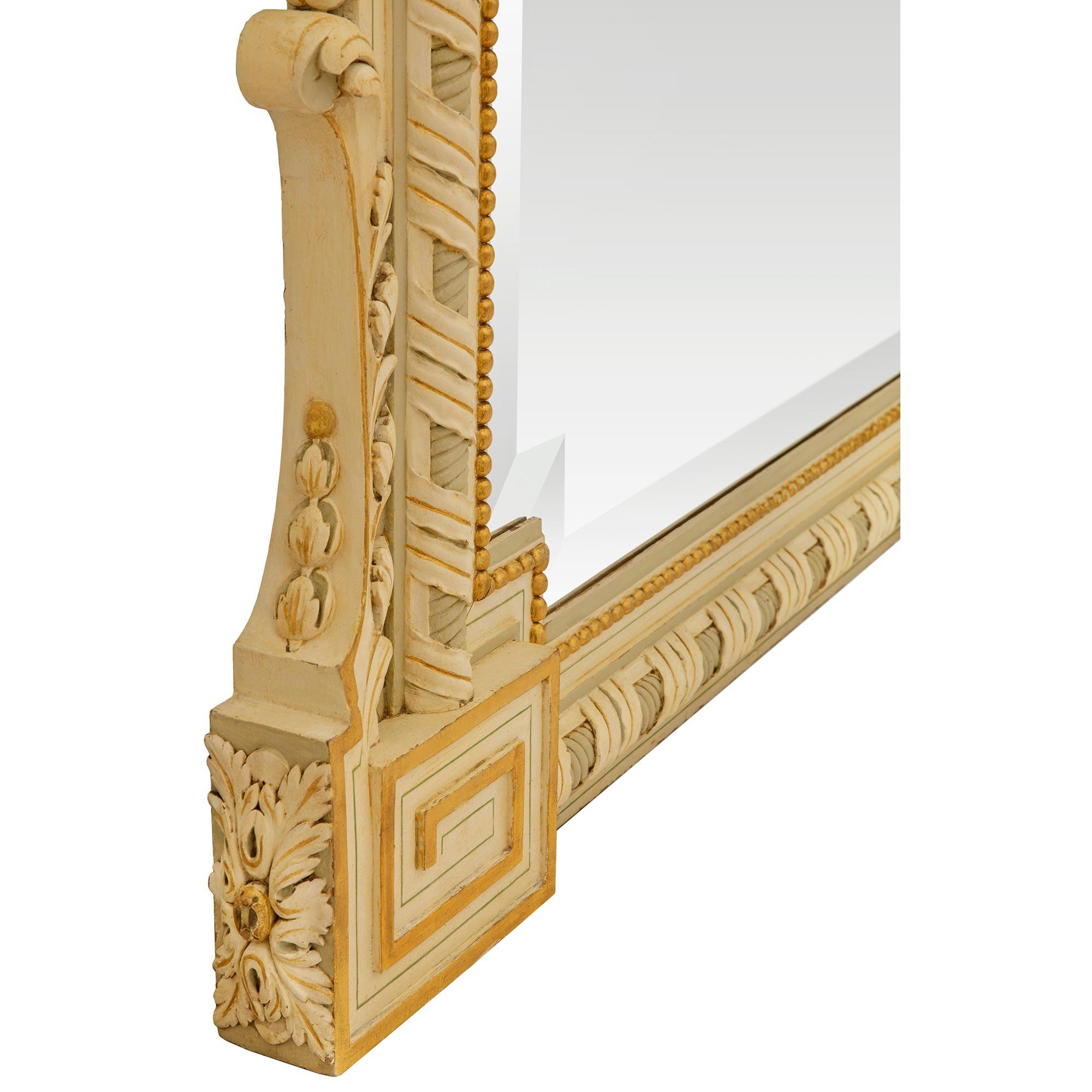 French 19th century Louis XVI st. patinated Wood and Giltwood mirror For Sale 2