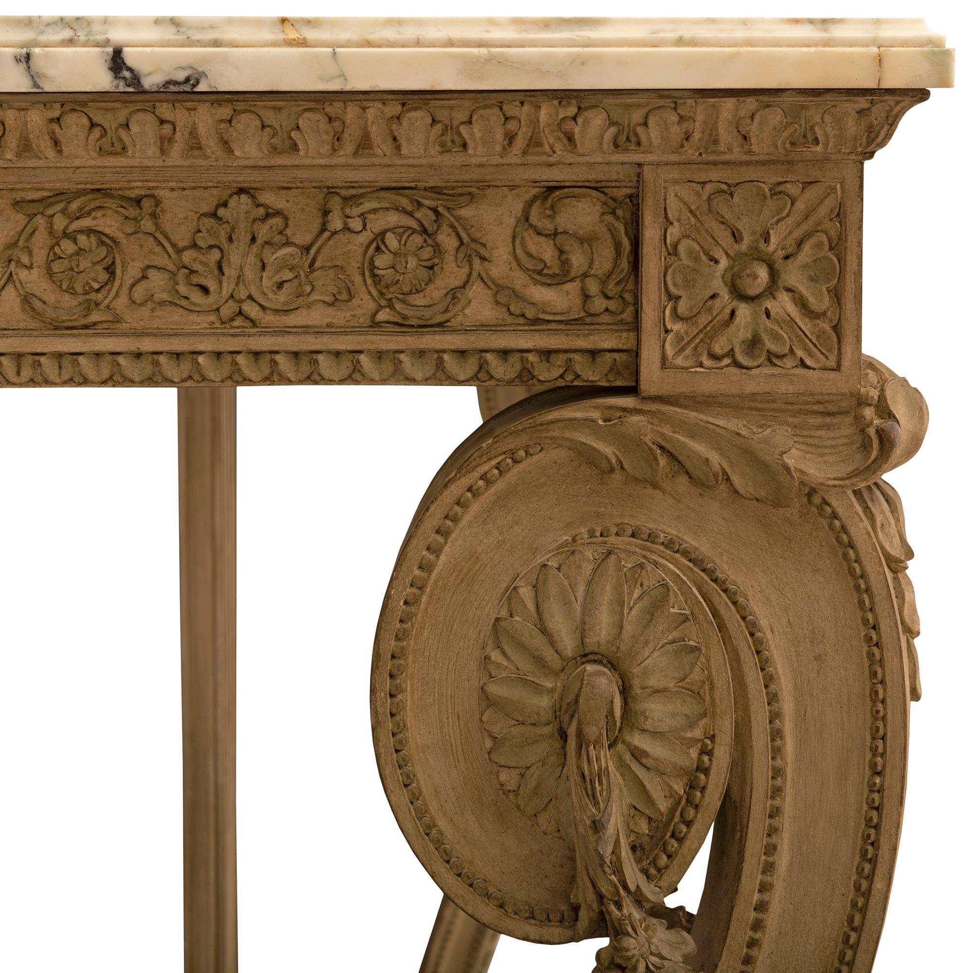 Marbre Console Louis XVI du 19ème siècle en bois patiné et marbre en vente