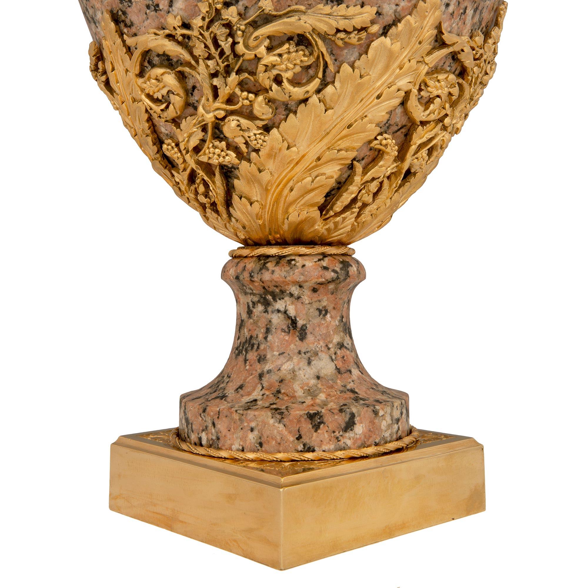 French 19th Century Louis XVI St. Pink Granite and Ormolu Lidded Urn For Sale 5