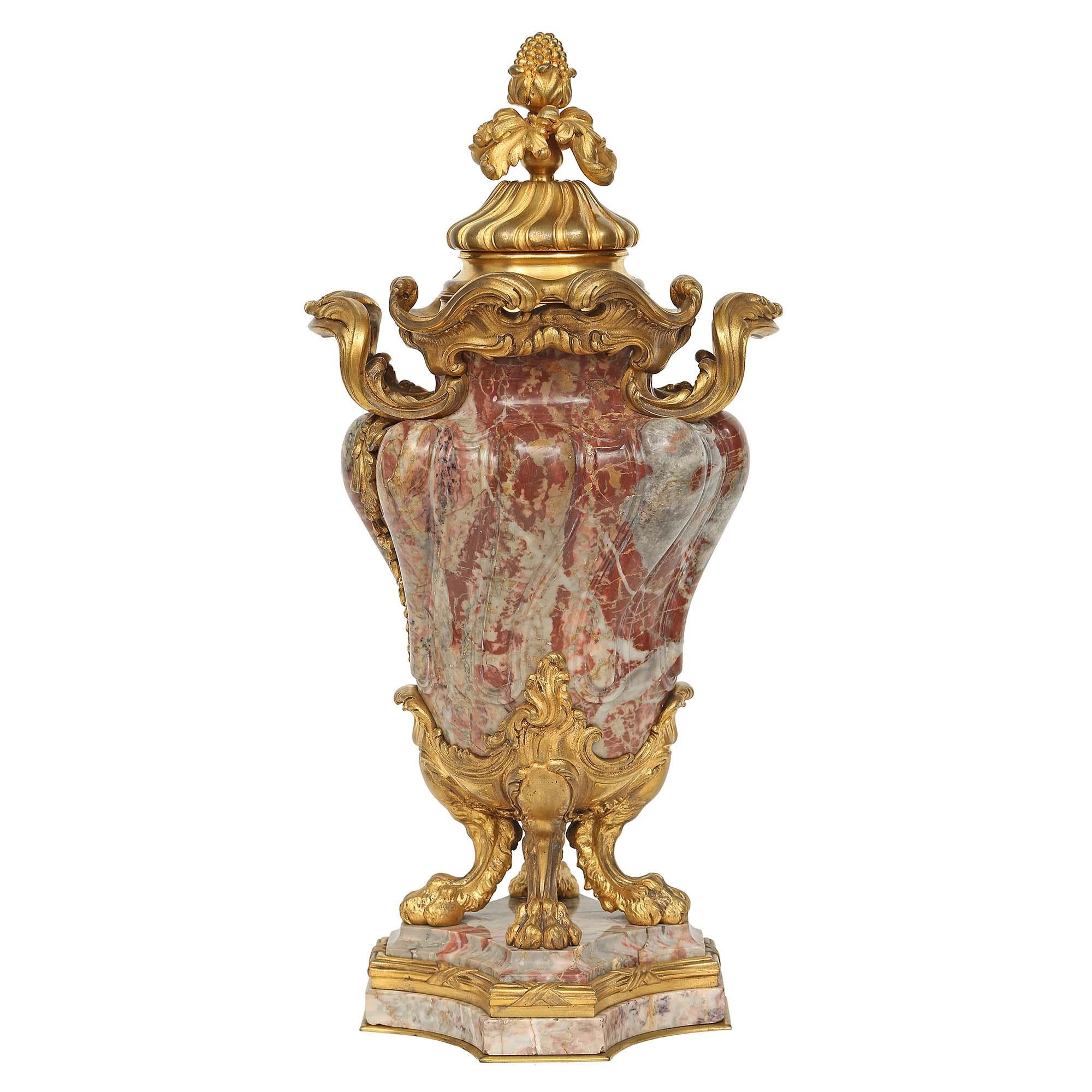 French 19th Century Louis XVI St. Rouge Royal Marble and Ormolu Urn In Good Condition For Sale In West Palm Beach, FL