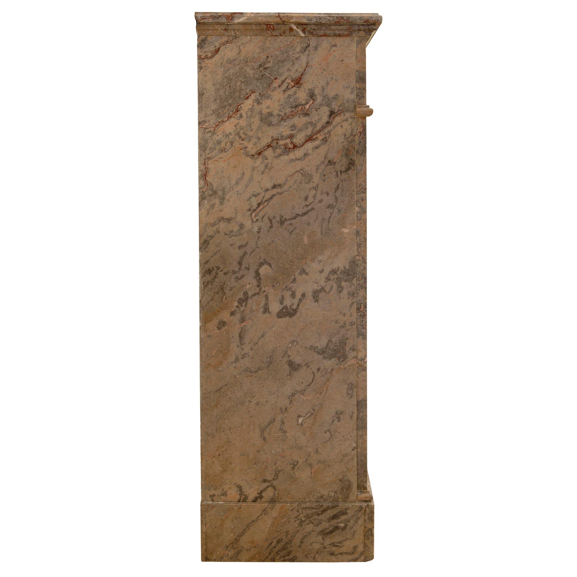 Repisa de chimenea francesa del siglo XIX de San Sarraceno Luis XVI y mármol Francés en venta
