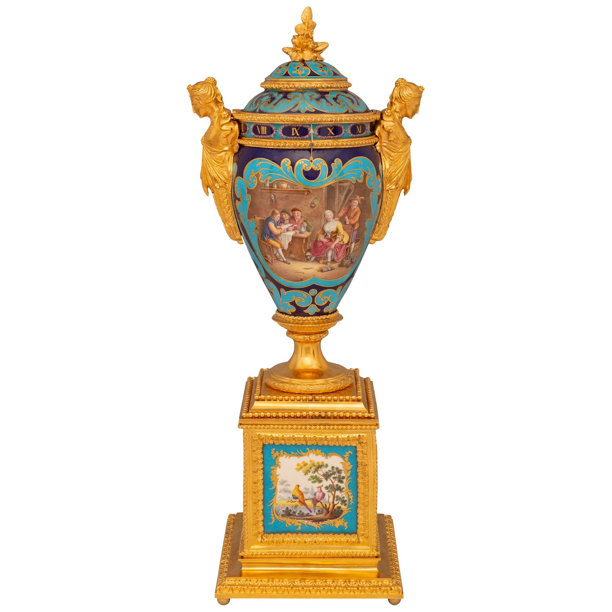 French 19th Century Louis XVI St. Sévres Porcelain And Ormolu Annular Clock For Sale 7
