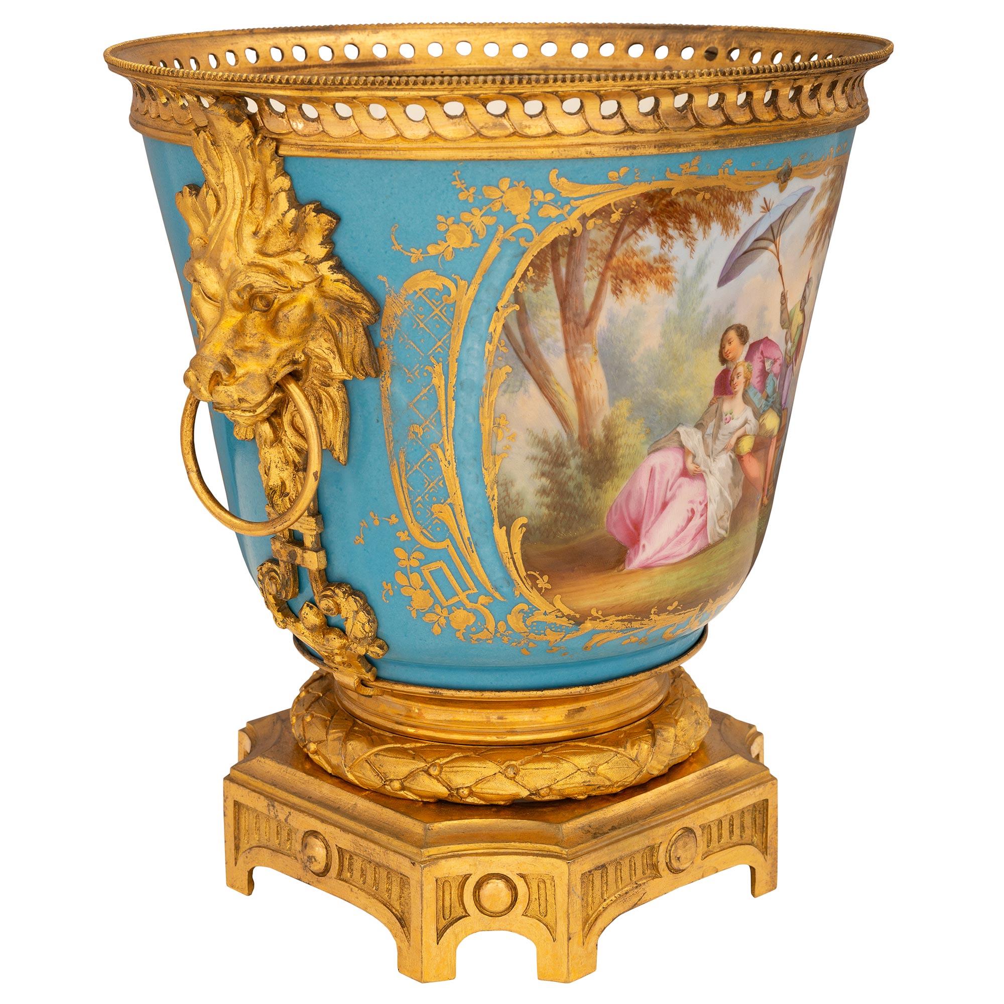 French 19th Century Louis XVI St. Sèvres Porcelain and Ormolu Cache Pot In Good Condition For Sale In West Palm Beach, FL