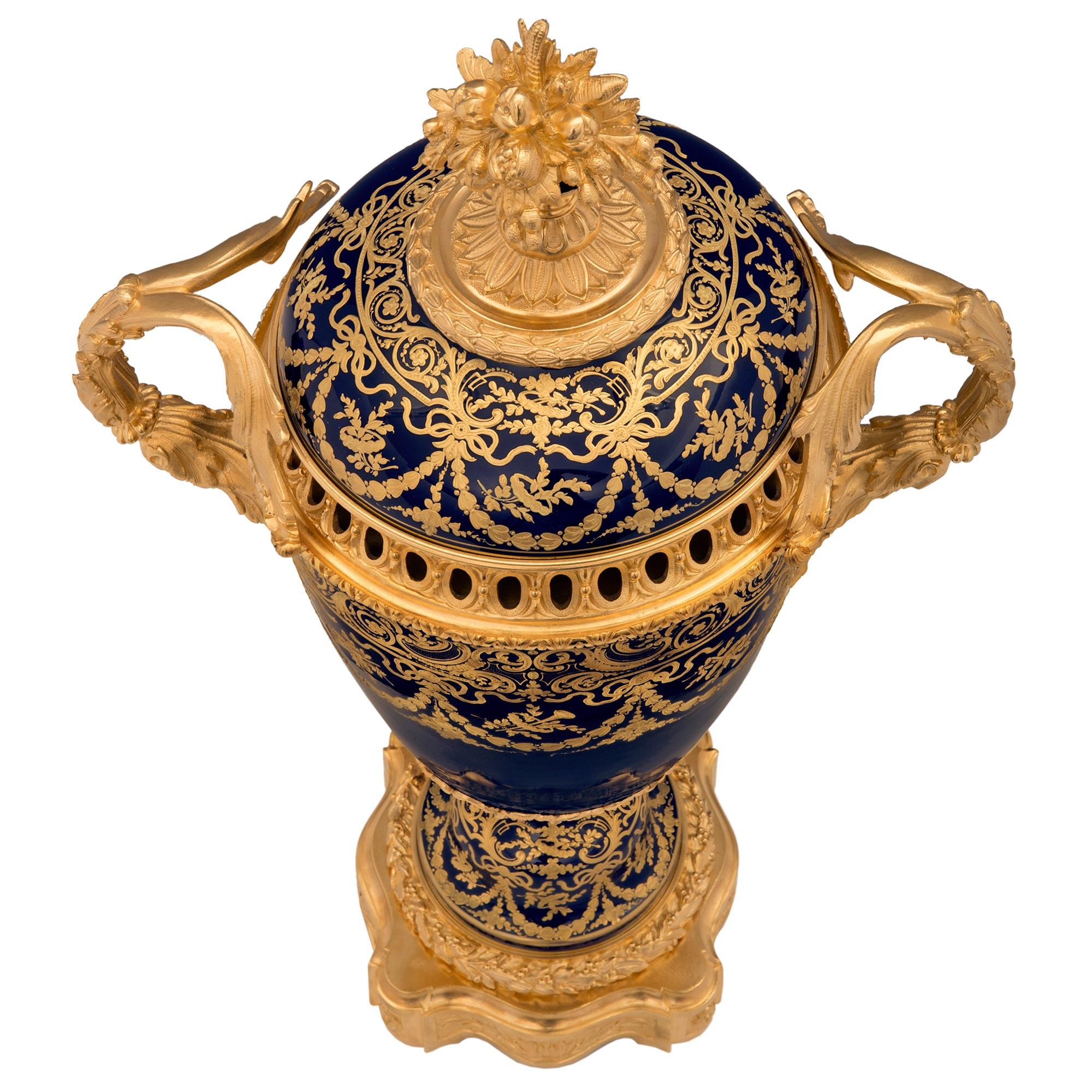 French 19th Century Louis XVI St. Sèvres Porcelain and Ormolu Lidded Urn For Sale 2