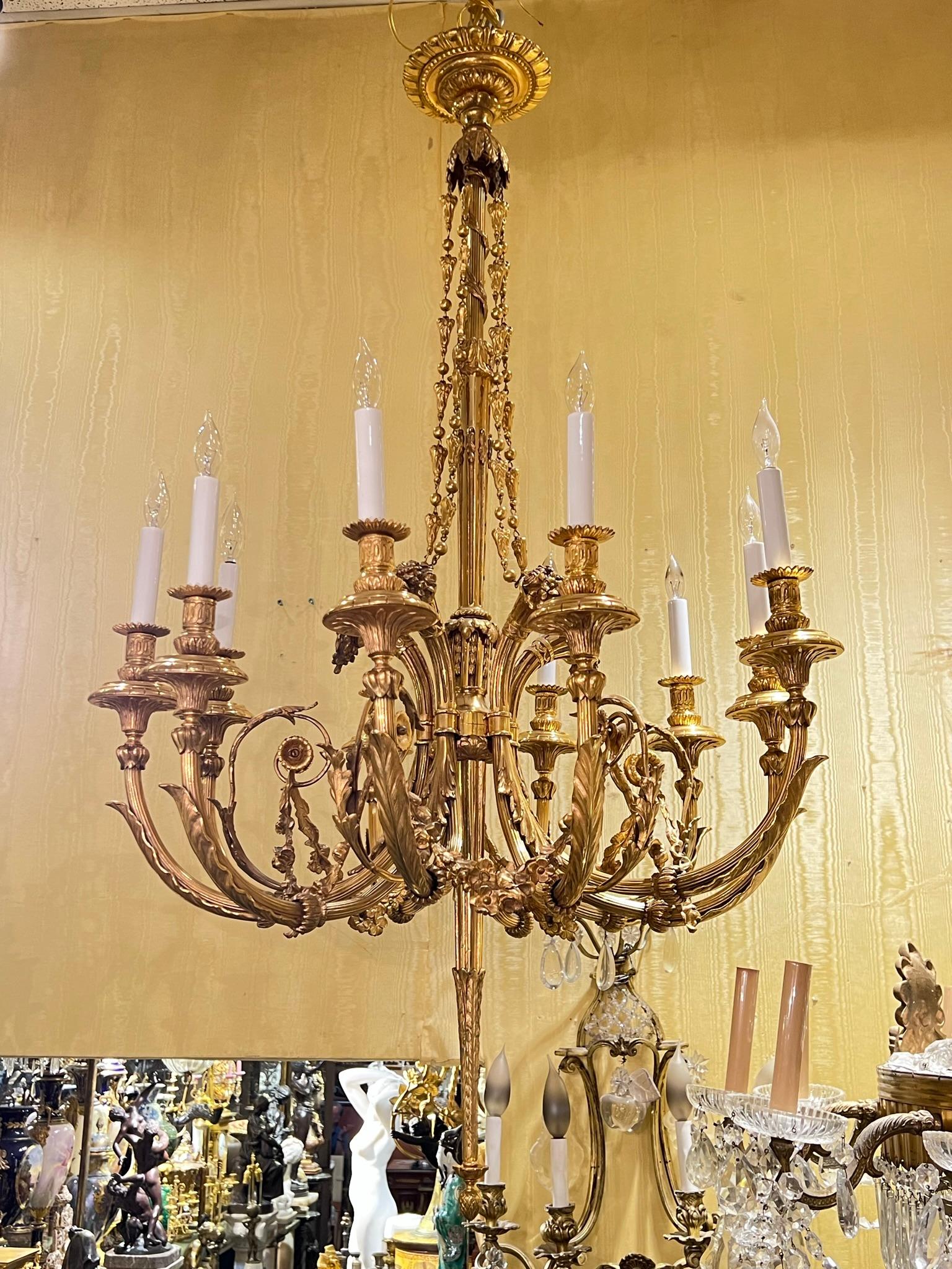 French 19th Century Louis XVI Style 10 Light Gilt Bronze Chandelier For Sale 8