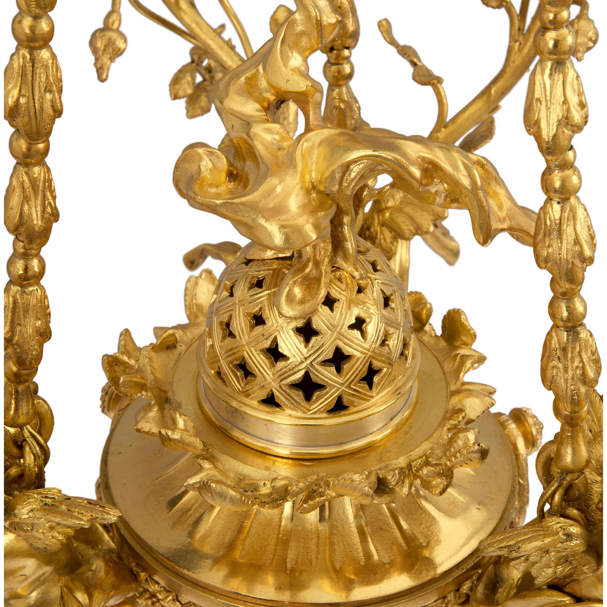 French 19th Century Louis XVI Style Belle Époque Chandelier Attributed to Dasson For Sale 2