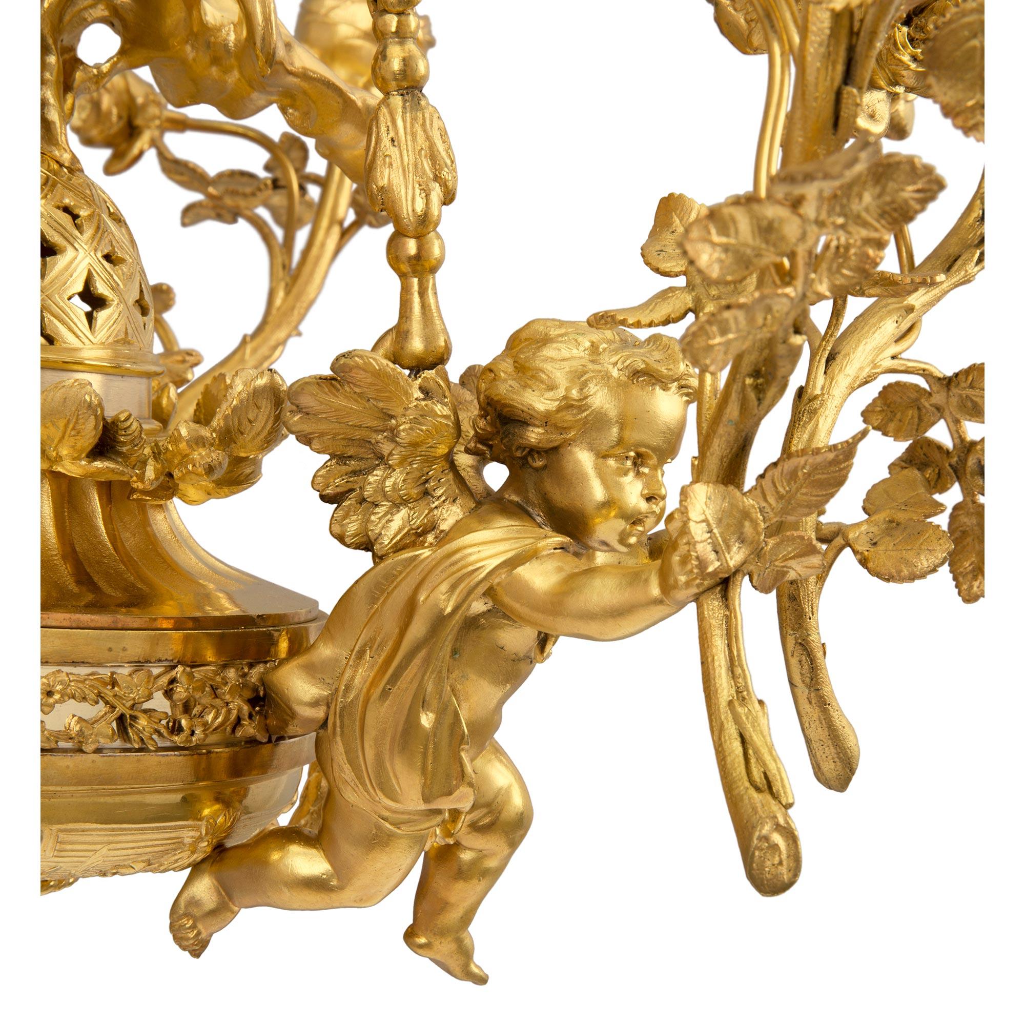 French 19th Century Louis XVI Style Belle Époque Chandelier Attributed to Dasson For Sale 3