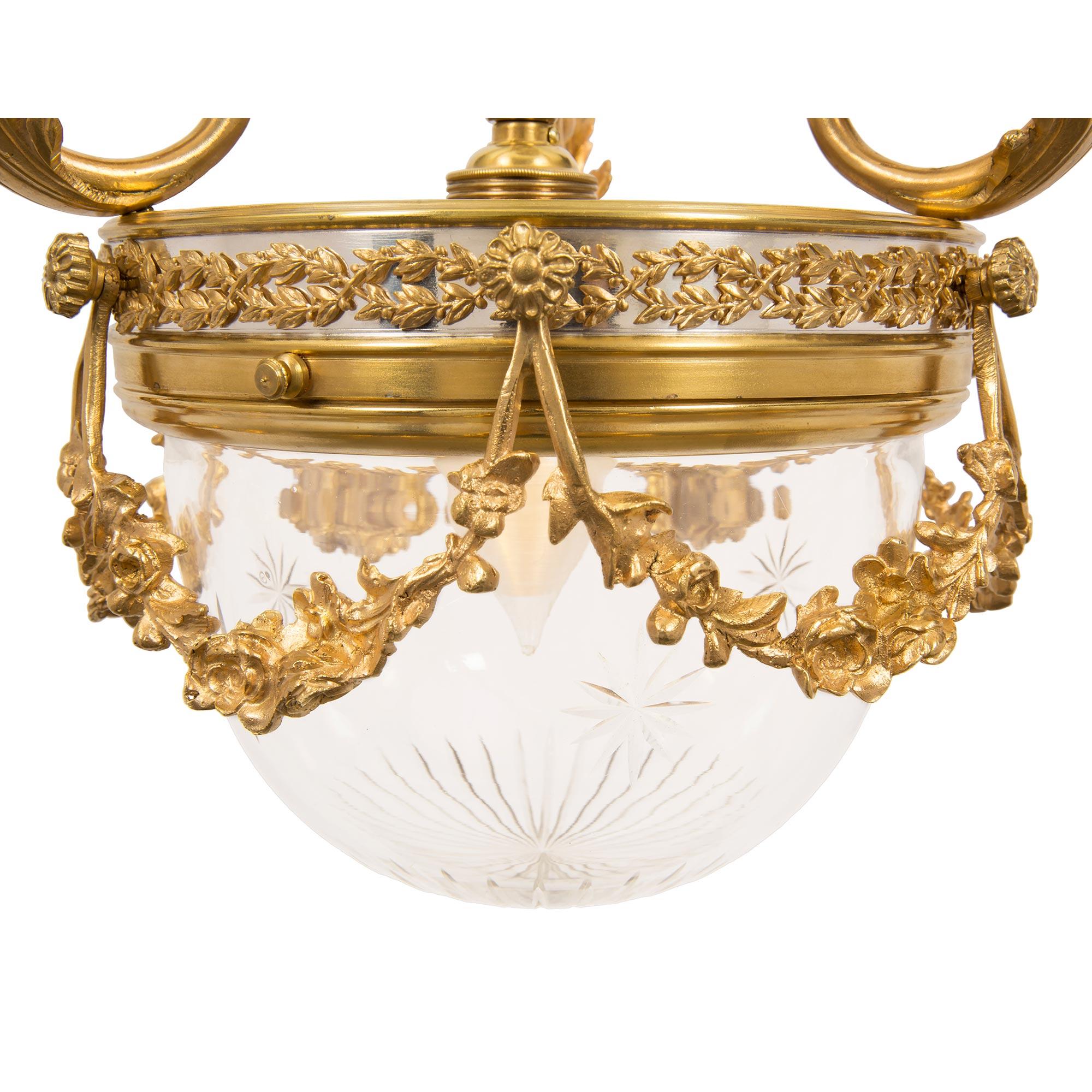 French 19th Century Louis XVI Style Belle Époque Ormolu and Crystal Chandelier For Sale 1