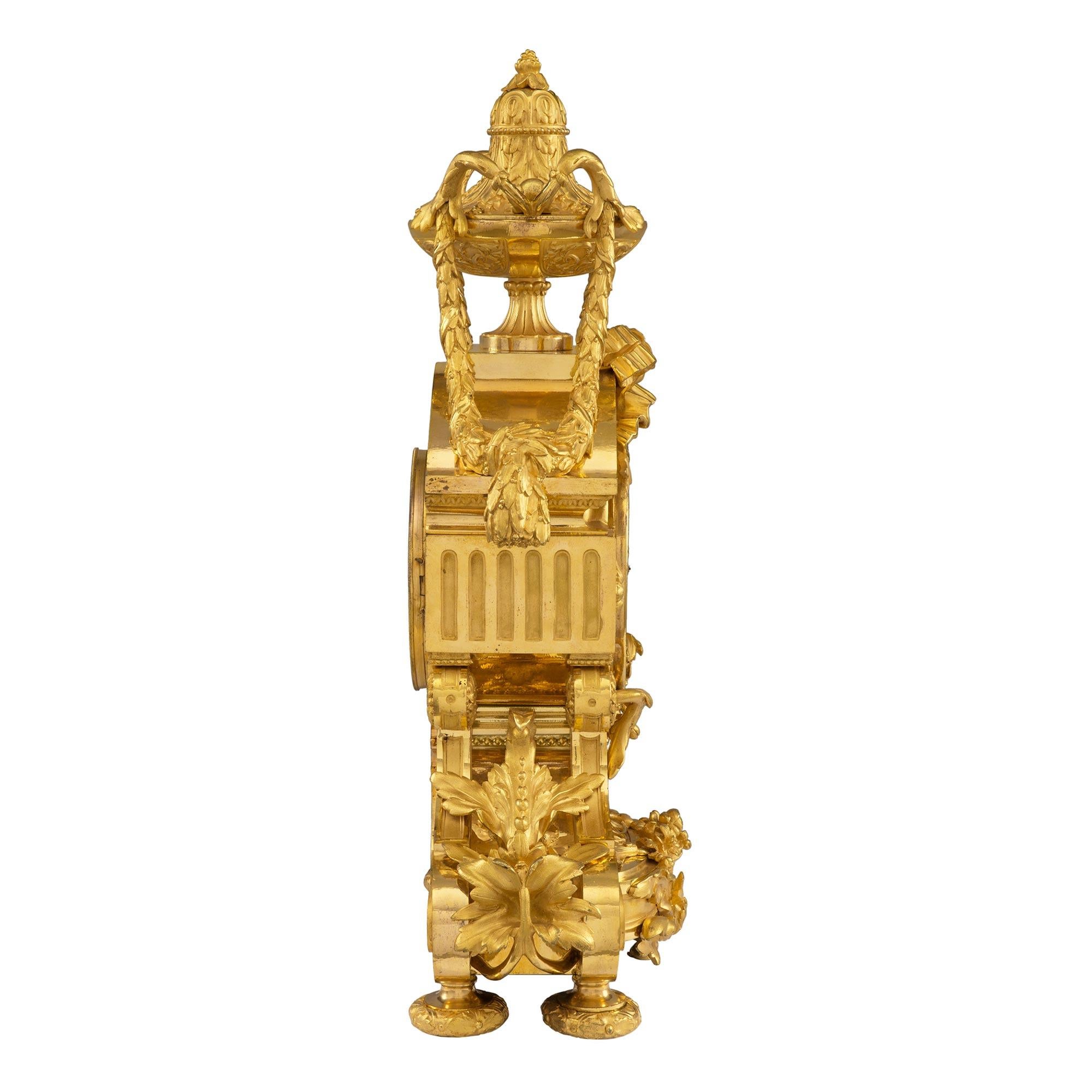 French 19th Century Louis XVI Style Belle Époque Period Ormolu Clock In Good Condition For Sale In West Palm Beach, FL