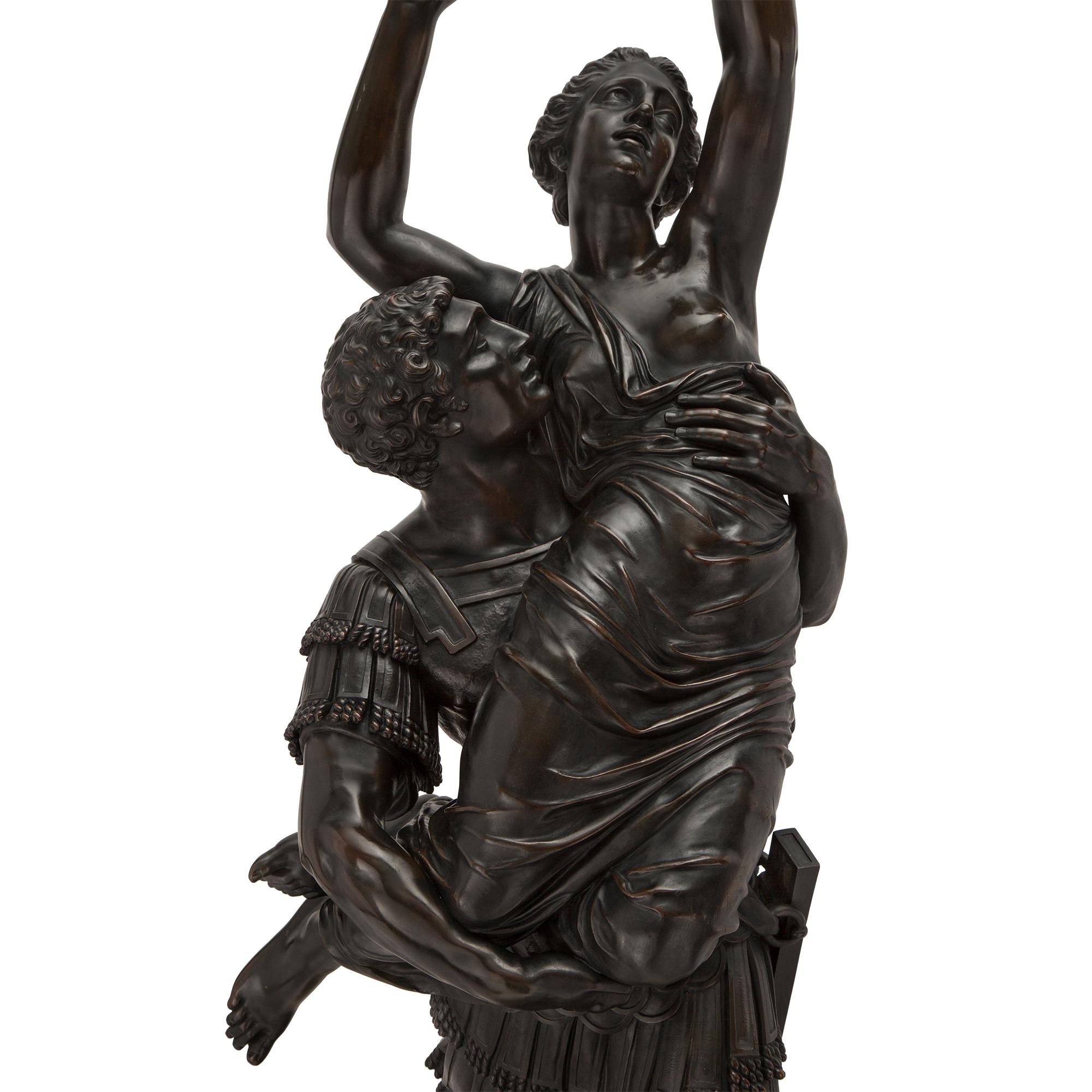 Statue française de l'Enlevement des Sabines en bronze de style Louis XVI du XIXe siècle en vente 1