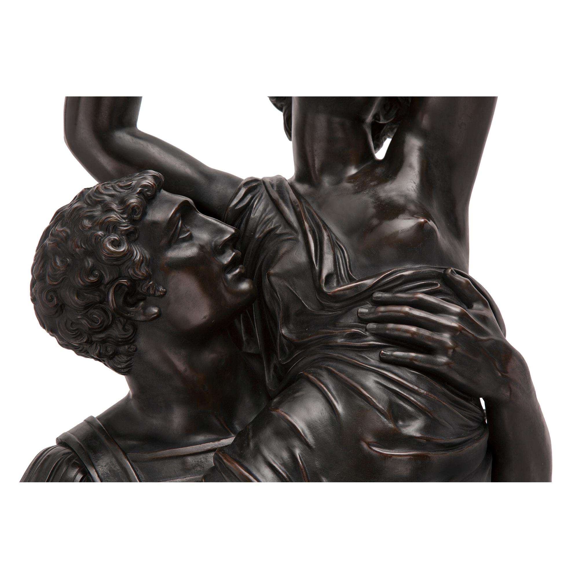 Statua in bronzo del XIX secolo in stile Luigi XVI di L'Enlevement Des Sabines in vendita 3