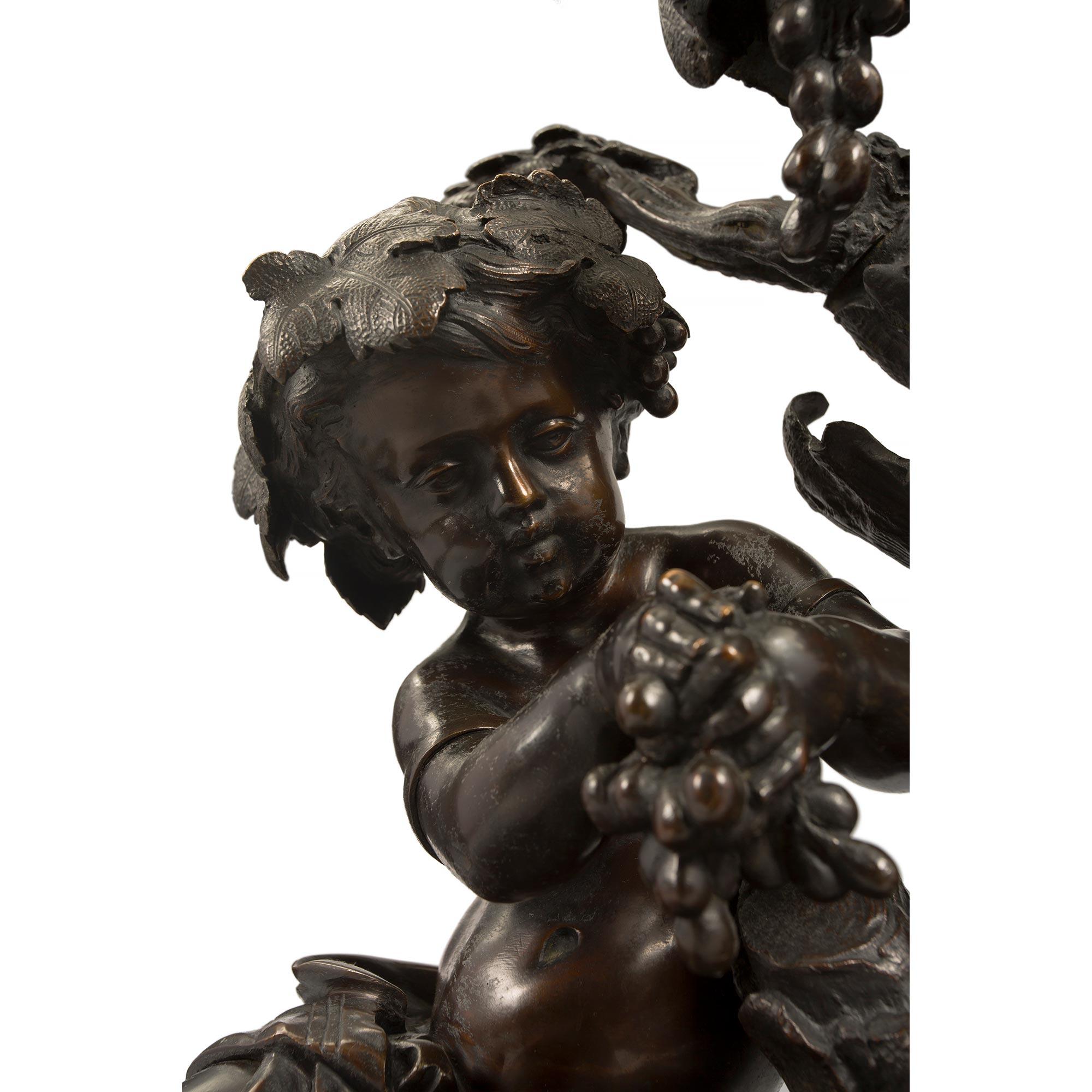 French 19th Century Louis XVI Style Bronze Statue of Two Cherubs, Signed Clodion For Sale 2