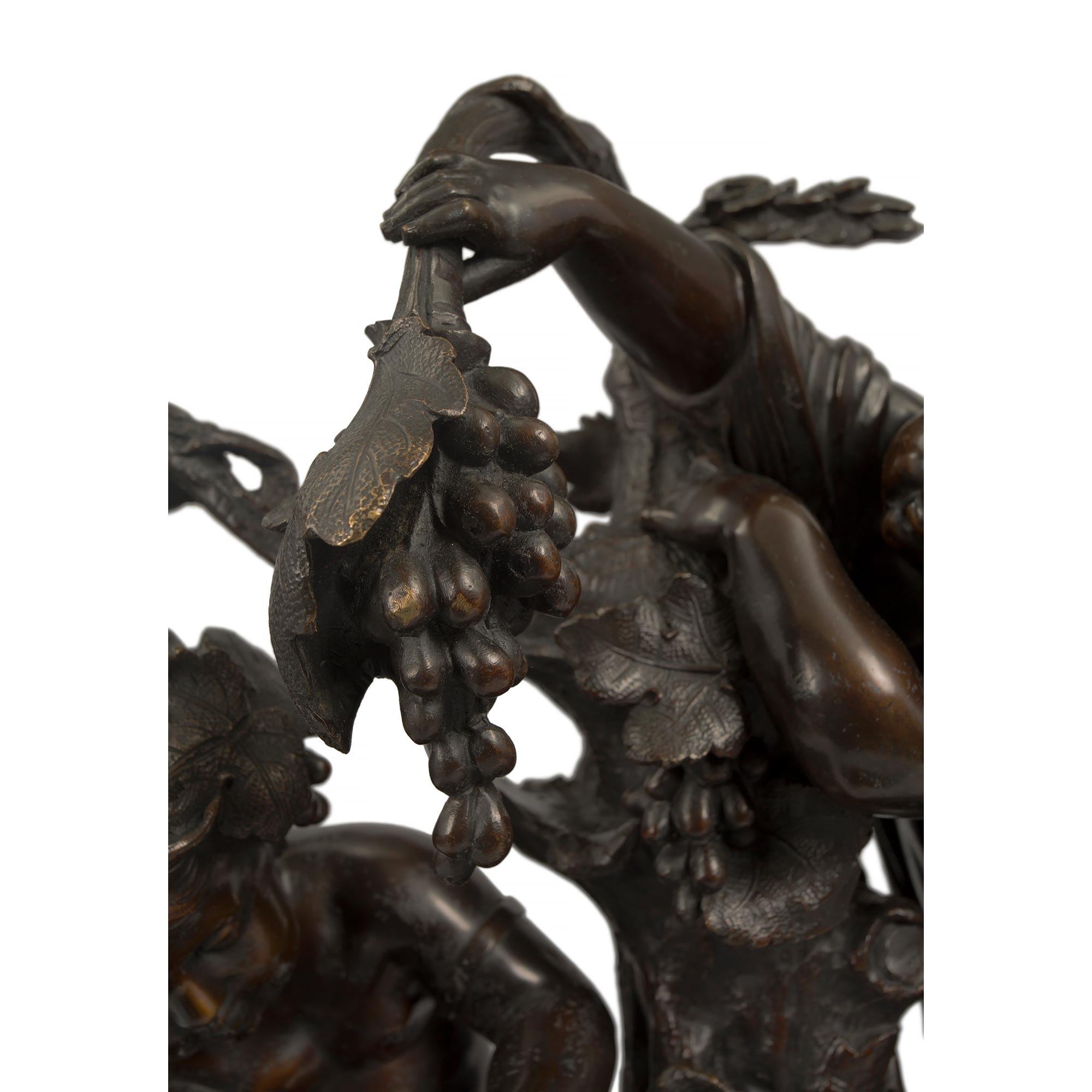 French 19th Century Louis XVI Style Bronze Statue of Two Cherubs, Signed Clodion For Sale 3