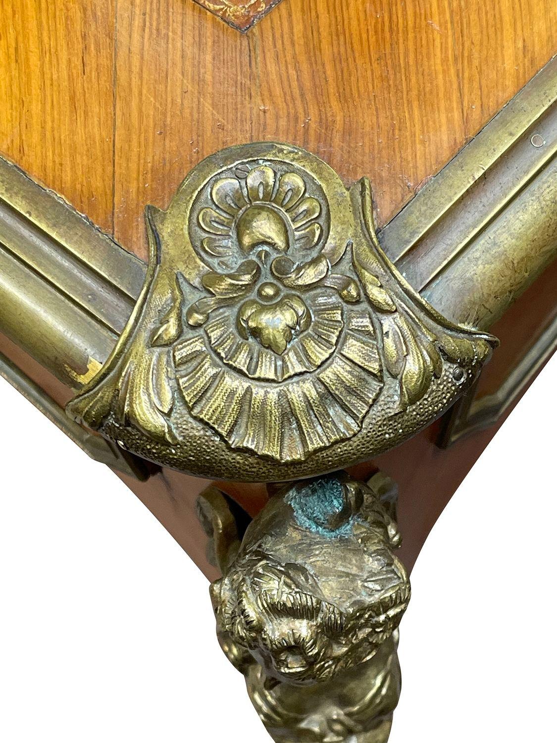 Französische Bureau-Platte im Louis-XVI.-Stil des 19. Jahrhunderts. im Angebot 1