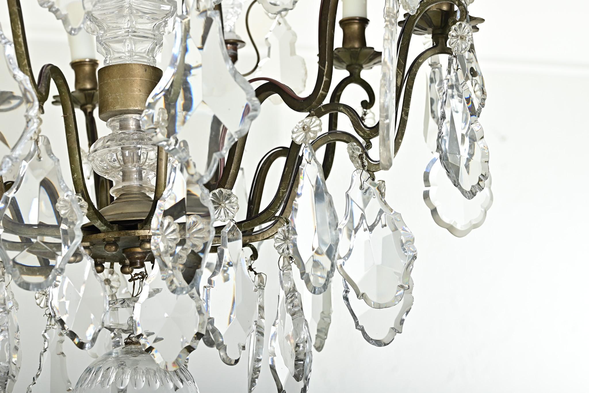 Lustre français du 19ème siècle de style Louis XVI en vente 3