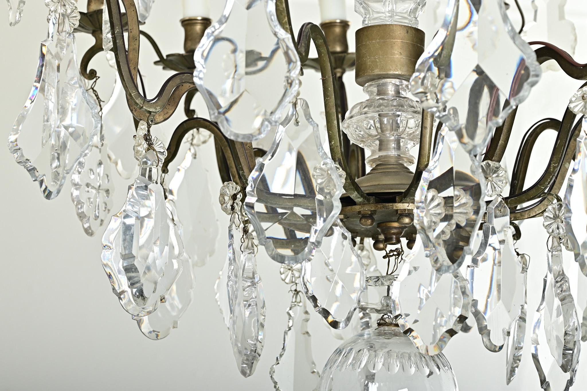 Lustre français du 19ème siècle de style Louis XVI en vente 4