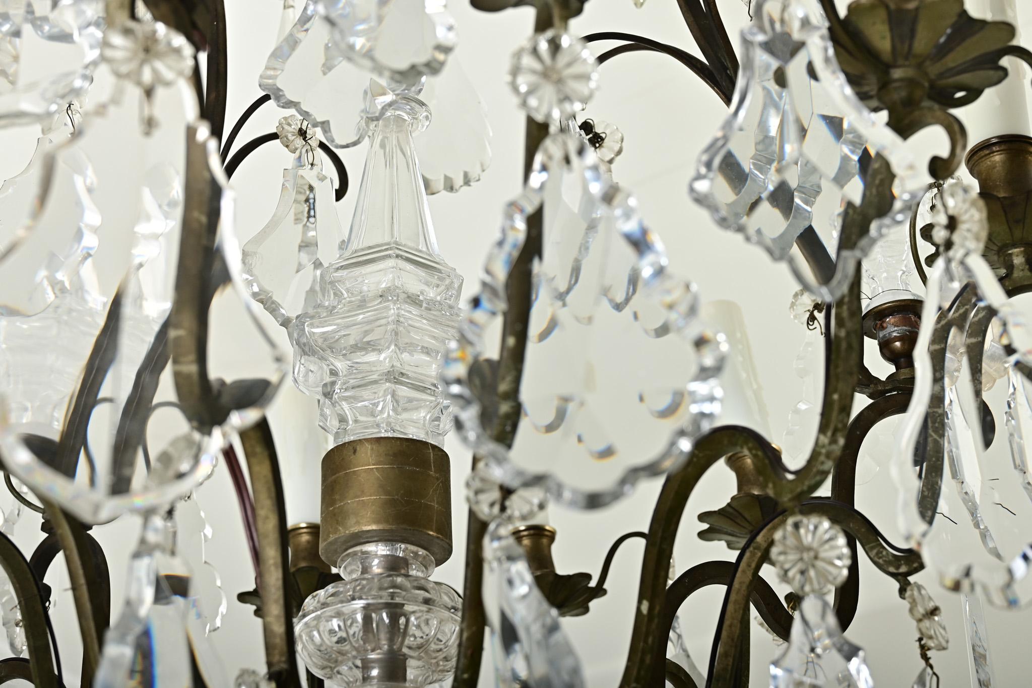 XIXe siècle Lustre français du 19ème siècle de style Louis XVI en vente