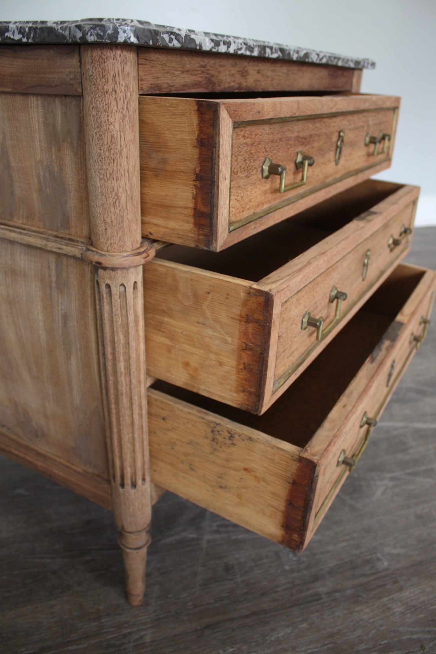 French 19th Century Louis XVI Style Chest 3