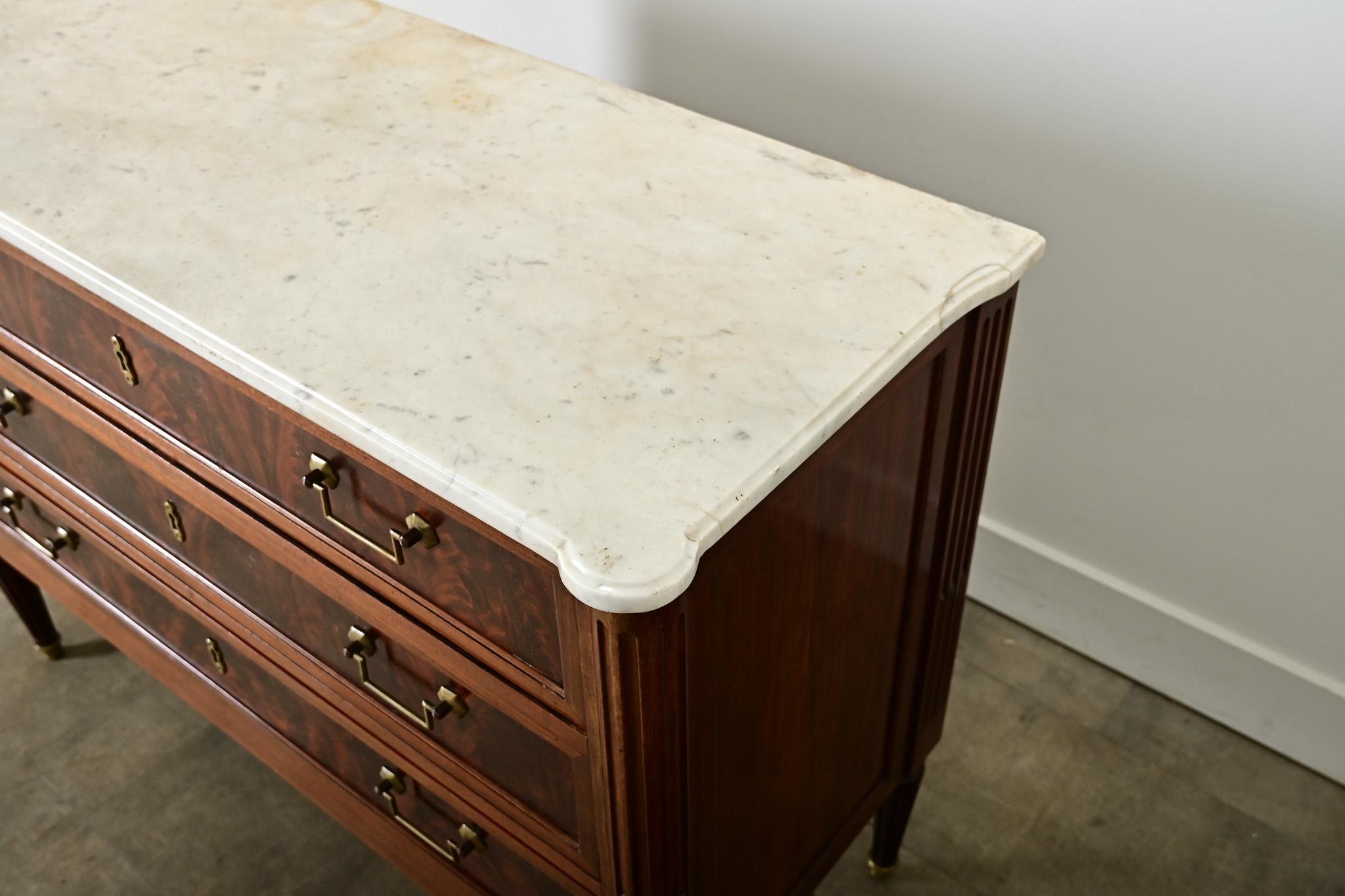 French 19th Century Louis XVI Style Commode For Sale 3