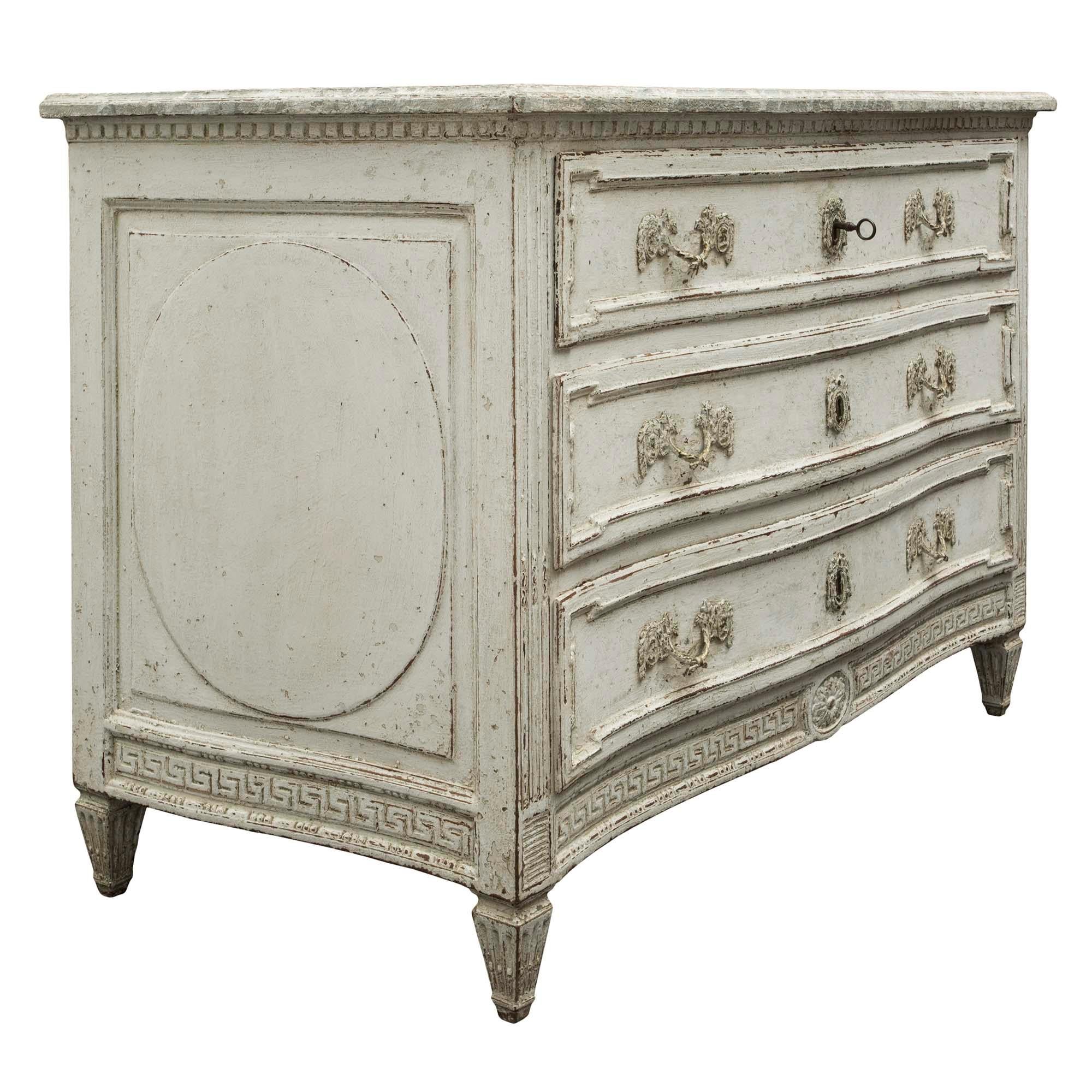 French 19th Century Louis XVI Style Country French Commode In Good Condition For Sale In West Palm Beach, FL
