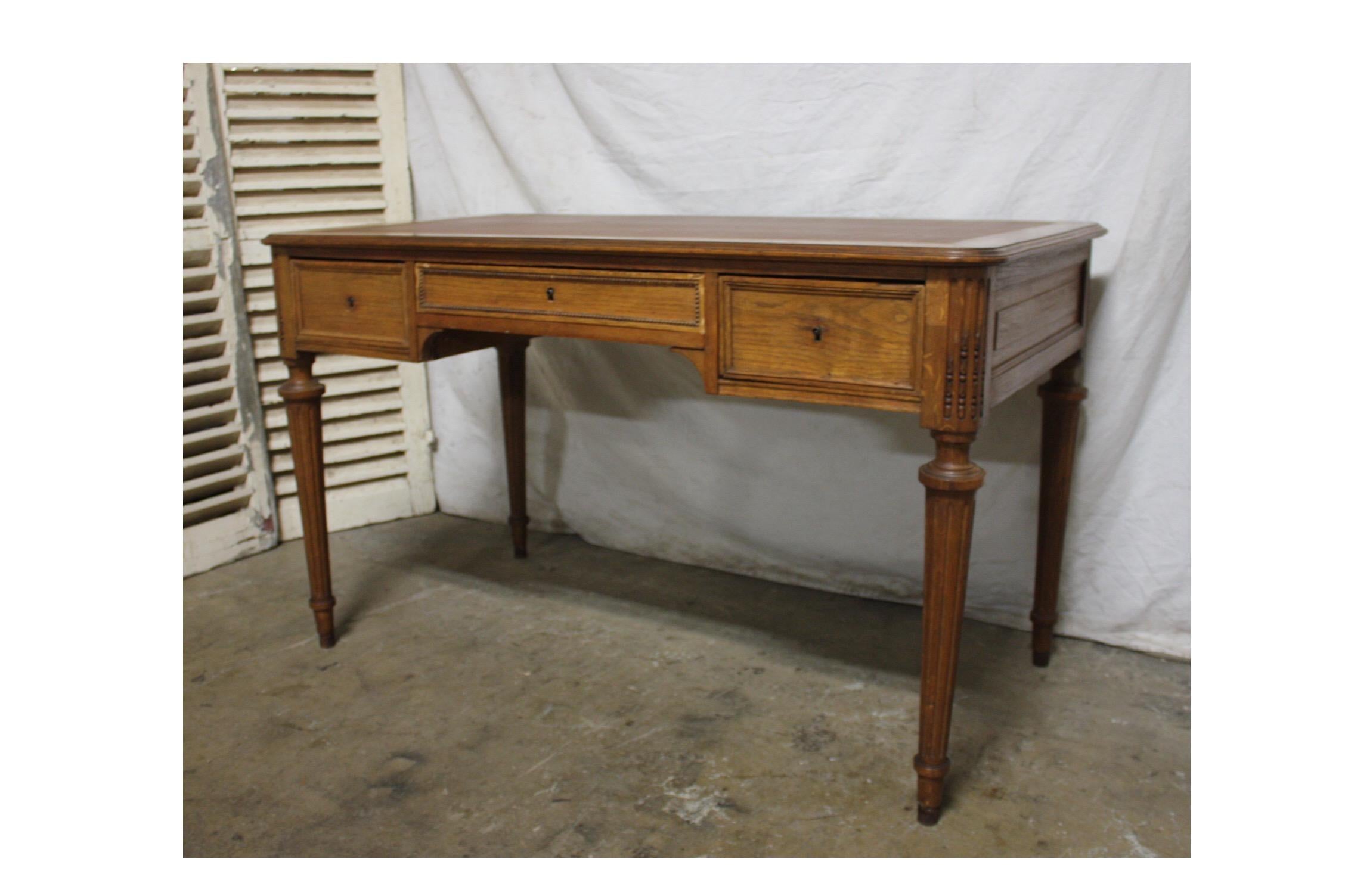 French 19th Century Louis XVI Style Desk In Good Condition In Stockbridge, GA