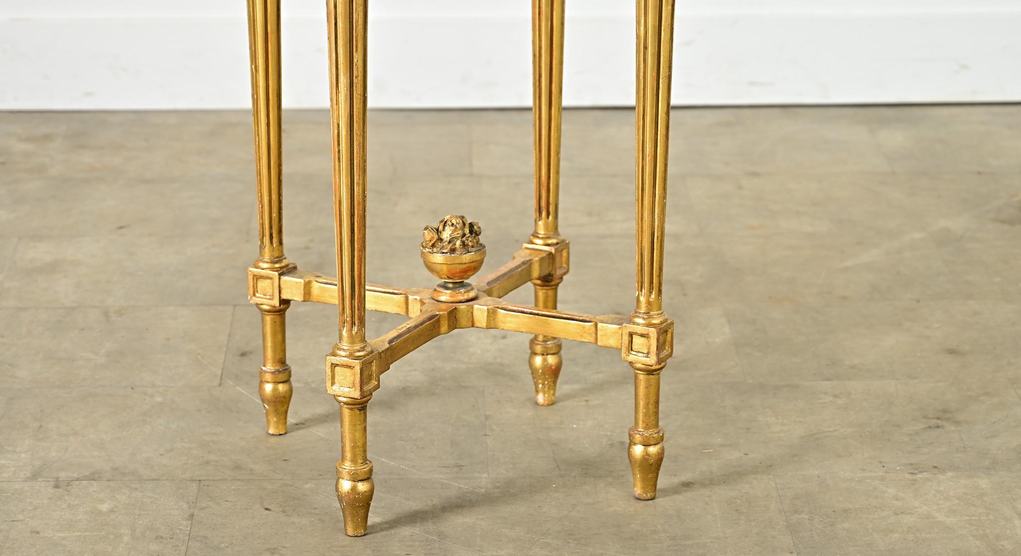Guéridon doré français du 19e siècle de style Louis XVI Bon état - En vente à Baton Rouge, LA
