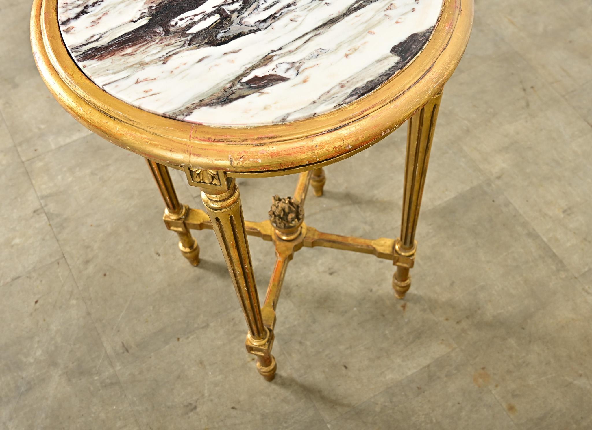 Guéridon doré français du 19e siècle de style Louis XVI en vente 1