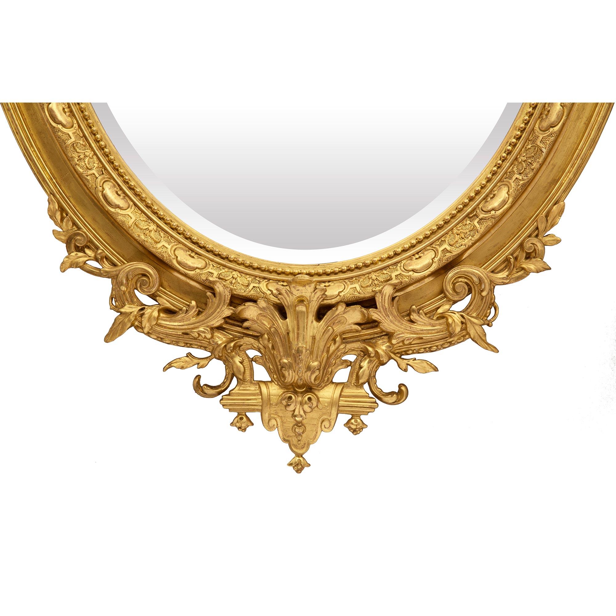 French 19th Century Louis XVI Style Giltwood Oval Mirror For Sale 4